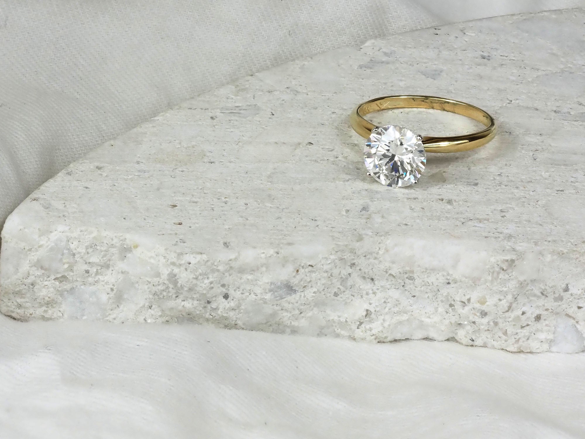 Black Friday Ultra-Special! 14 Carat Yellow Gold 2.00 Carat Solitaire.