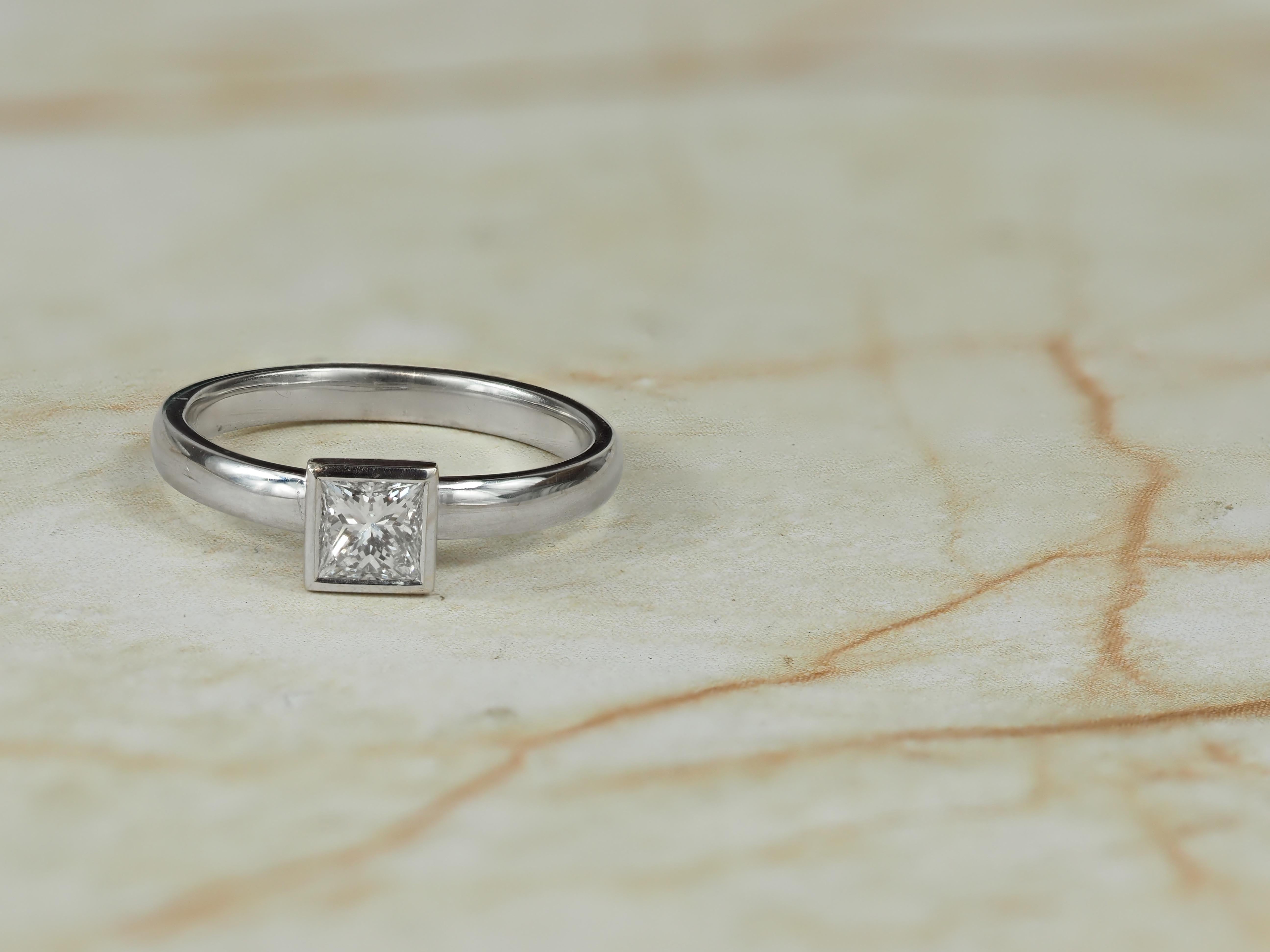 18ct White Gold Princess Cut Diamond Engagement Ring, 0.52ct Centre