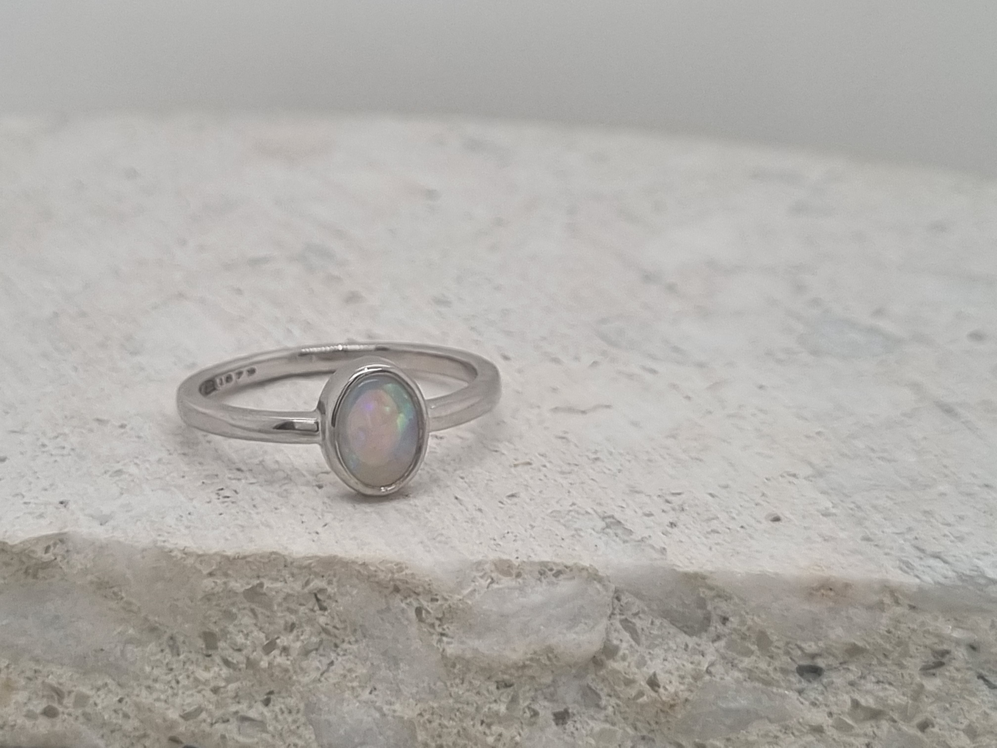9ct White Gold Oval Opal Ring