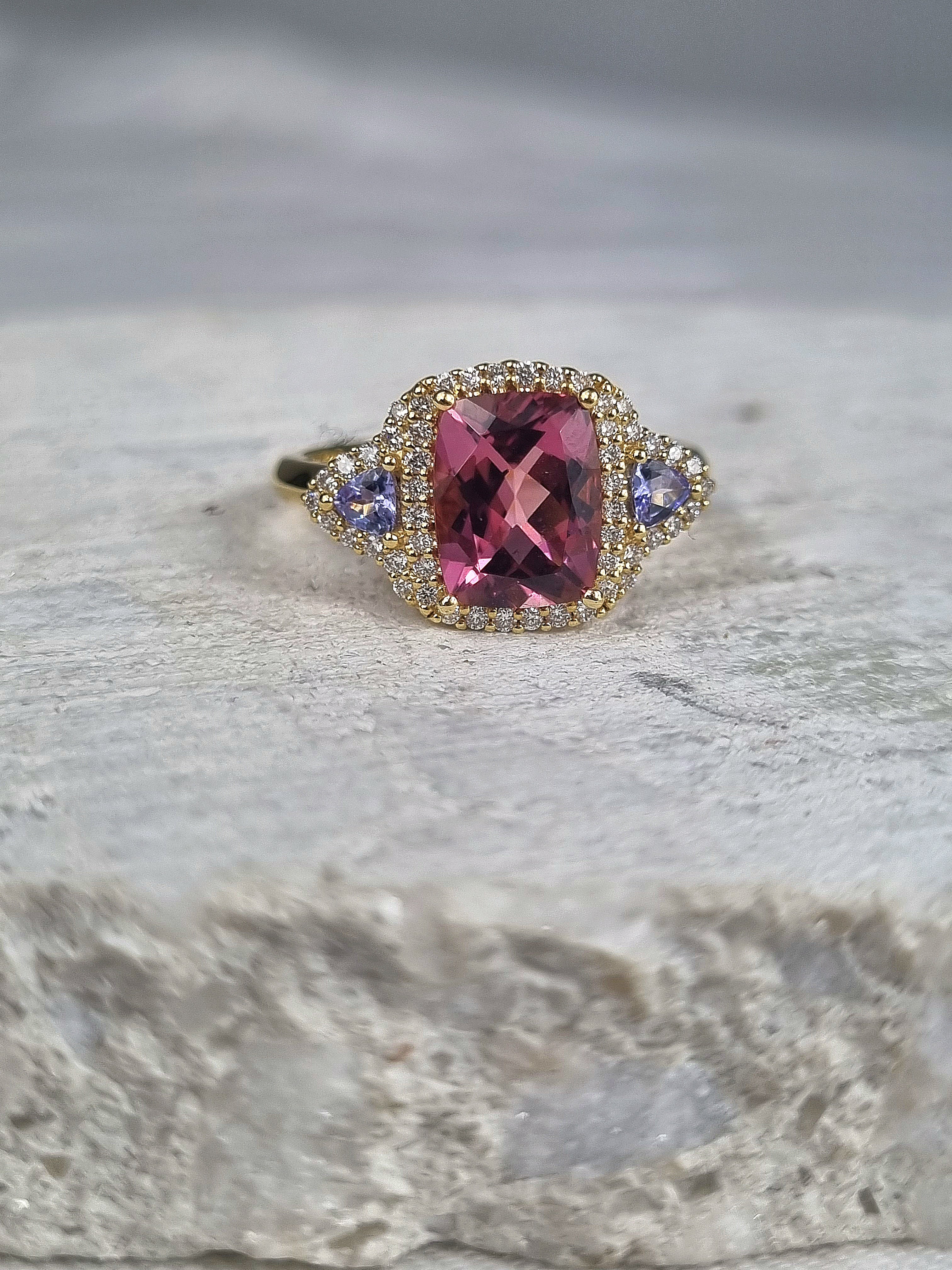 18ct Yellow Gold Pink Tourmaline & Tanzanite Ring