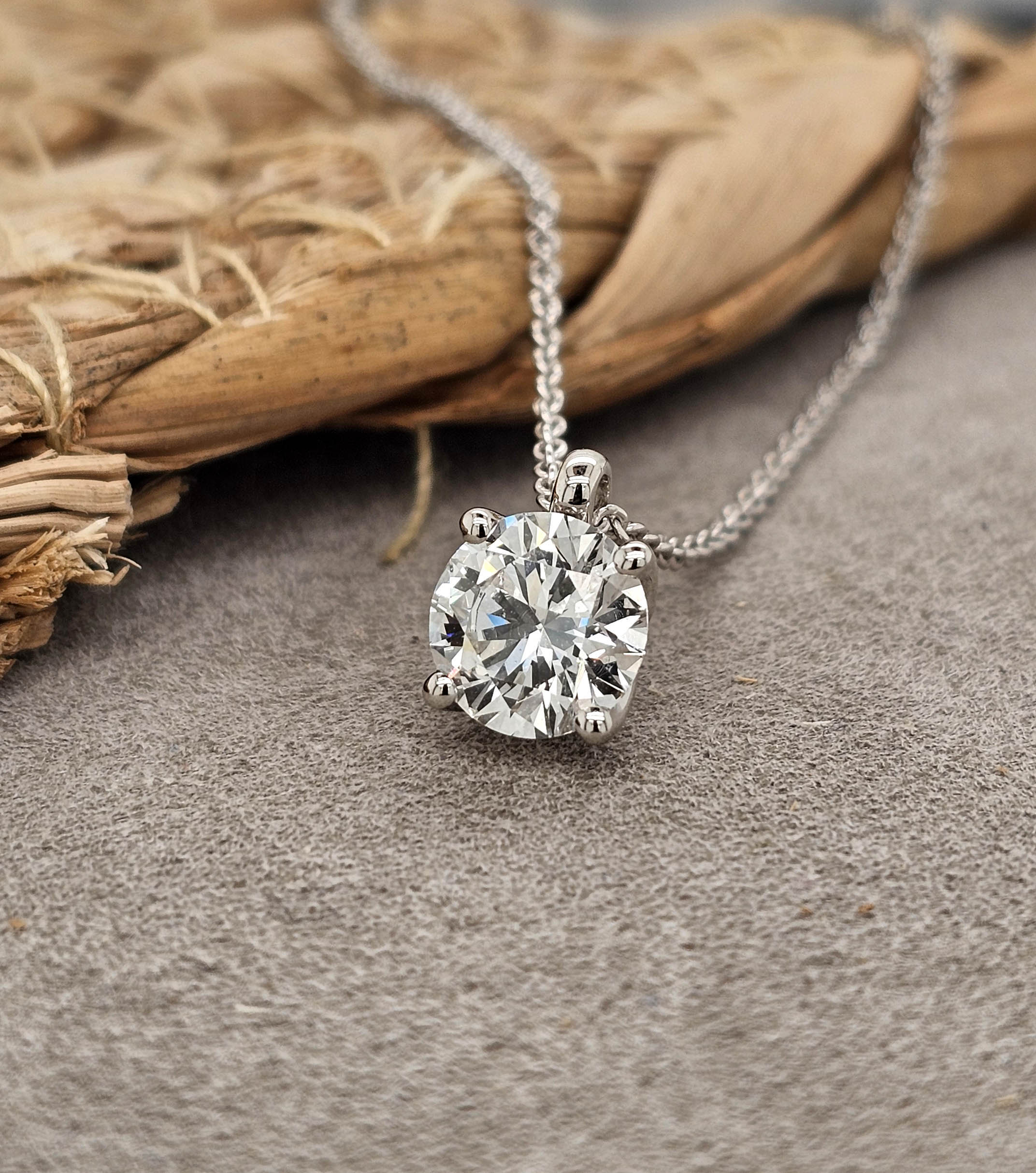 Hammerton's 145 9ct White Gold 1.45ct Round Brilliant Cut Lab-Grown Diamond Slider Pendant