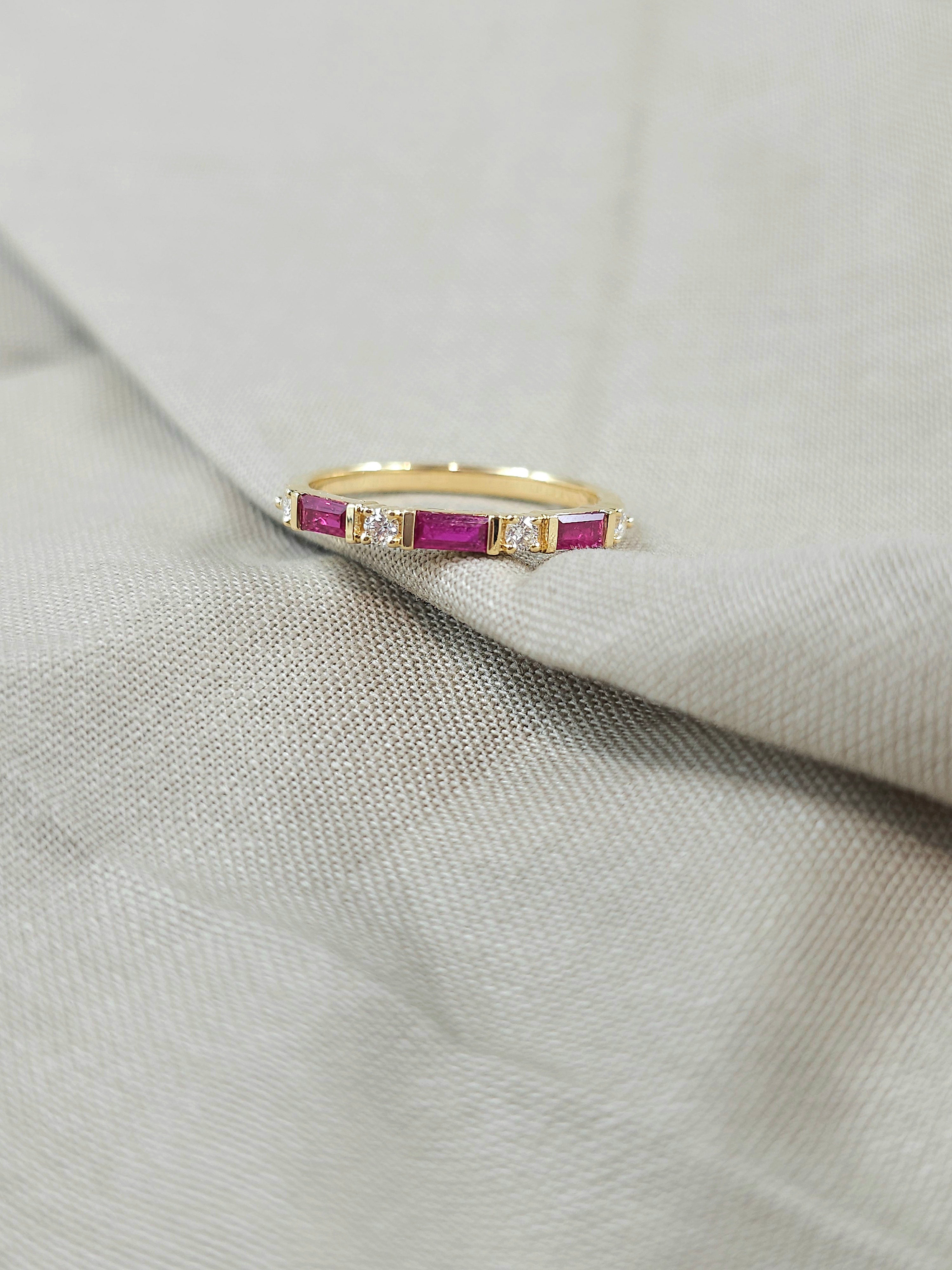 18ct Yellow Gold Ruby and Diamond ring