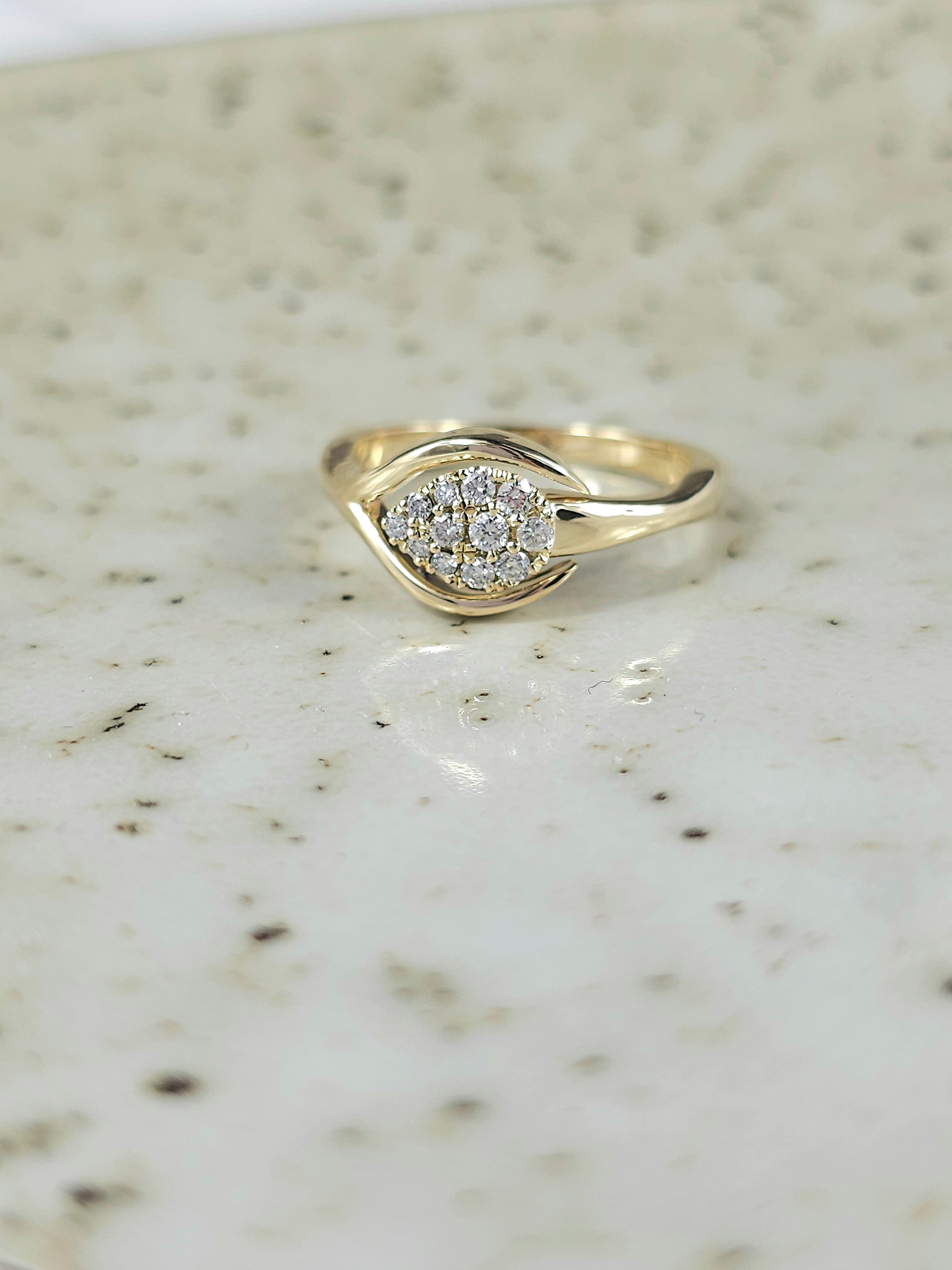 Ellendale 9 carat Yellow Gold Argyle White diamond ring, 0.18 carat total.