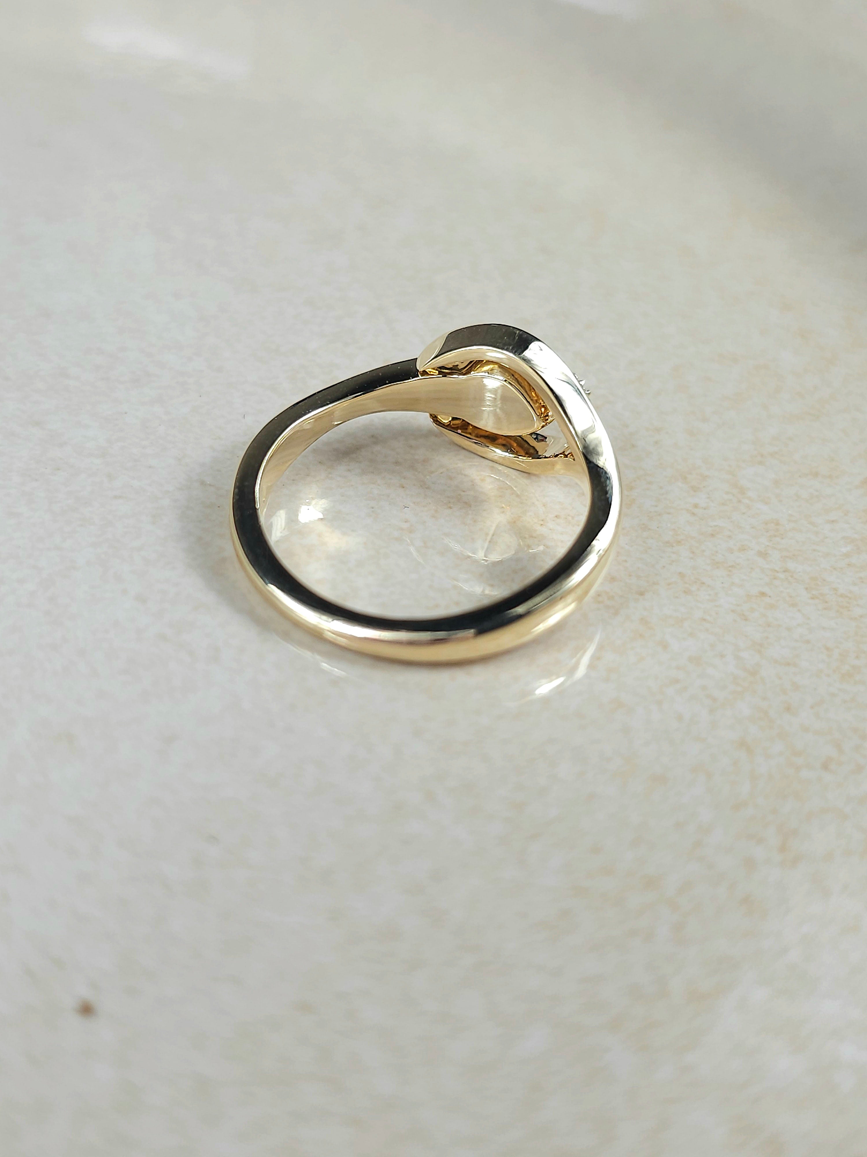 Ellendale 9 carat Yellow Gold Argyle White diamond ring, 0.18 carat total.