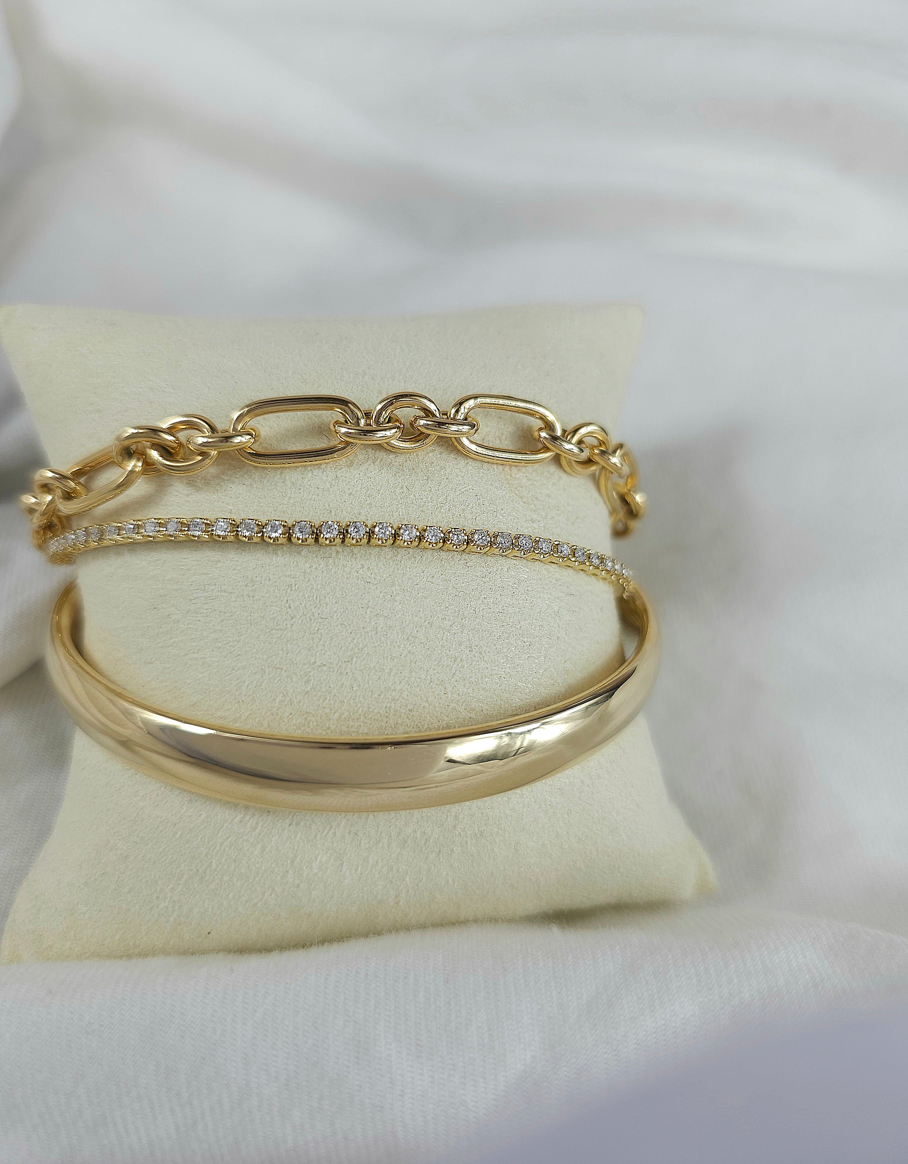 9ct Yellow Gold Silver filled 3 to 1 cable bracelet, 19cm