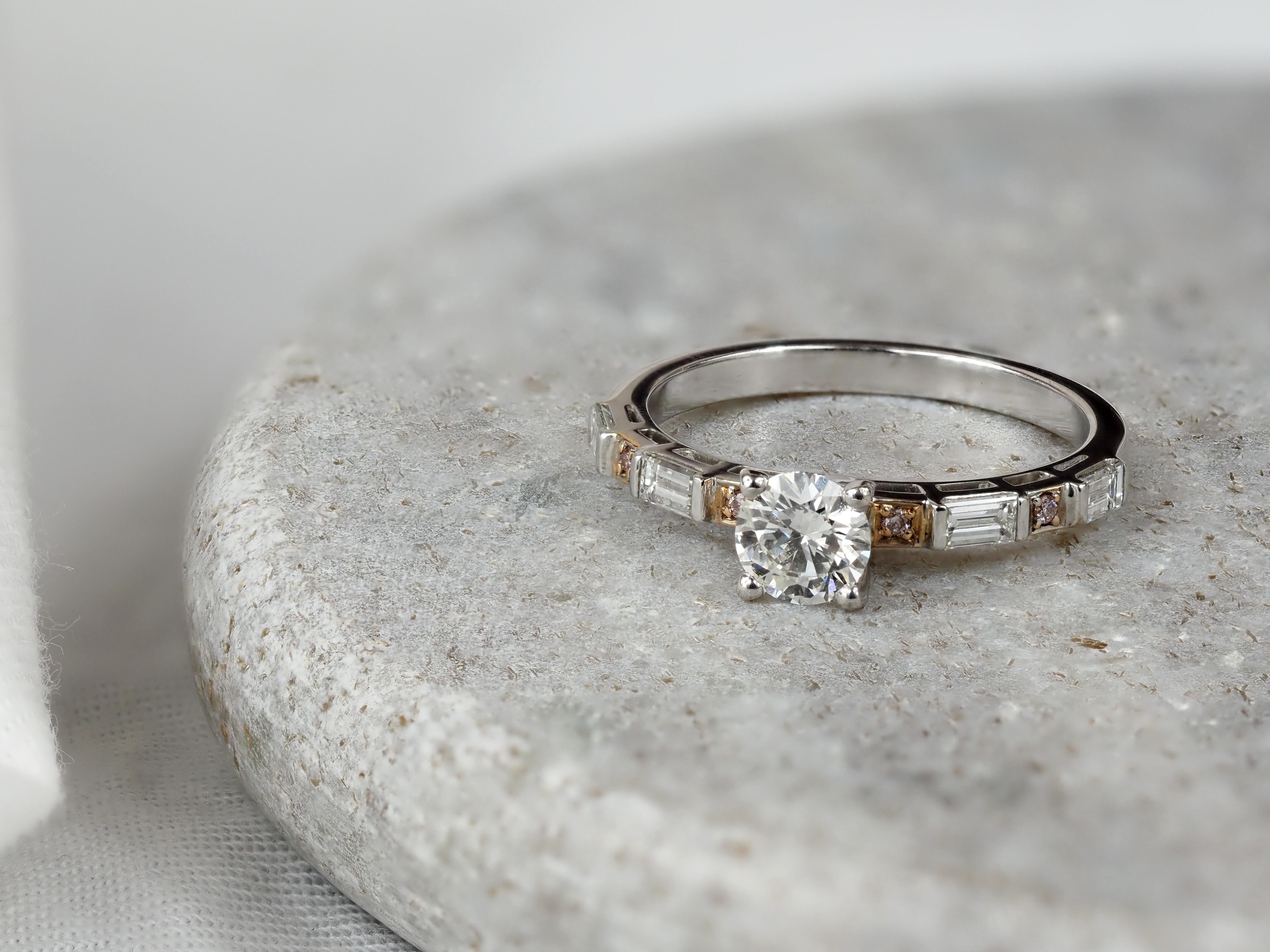 18ct Rose and White Gold 'Pink Caviar' Argyle Diamond ring, total 0.92ct