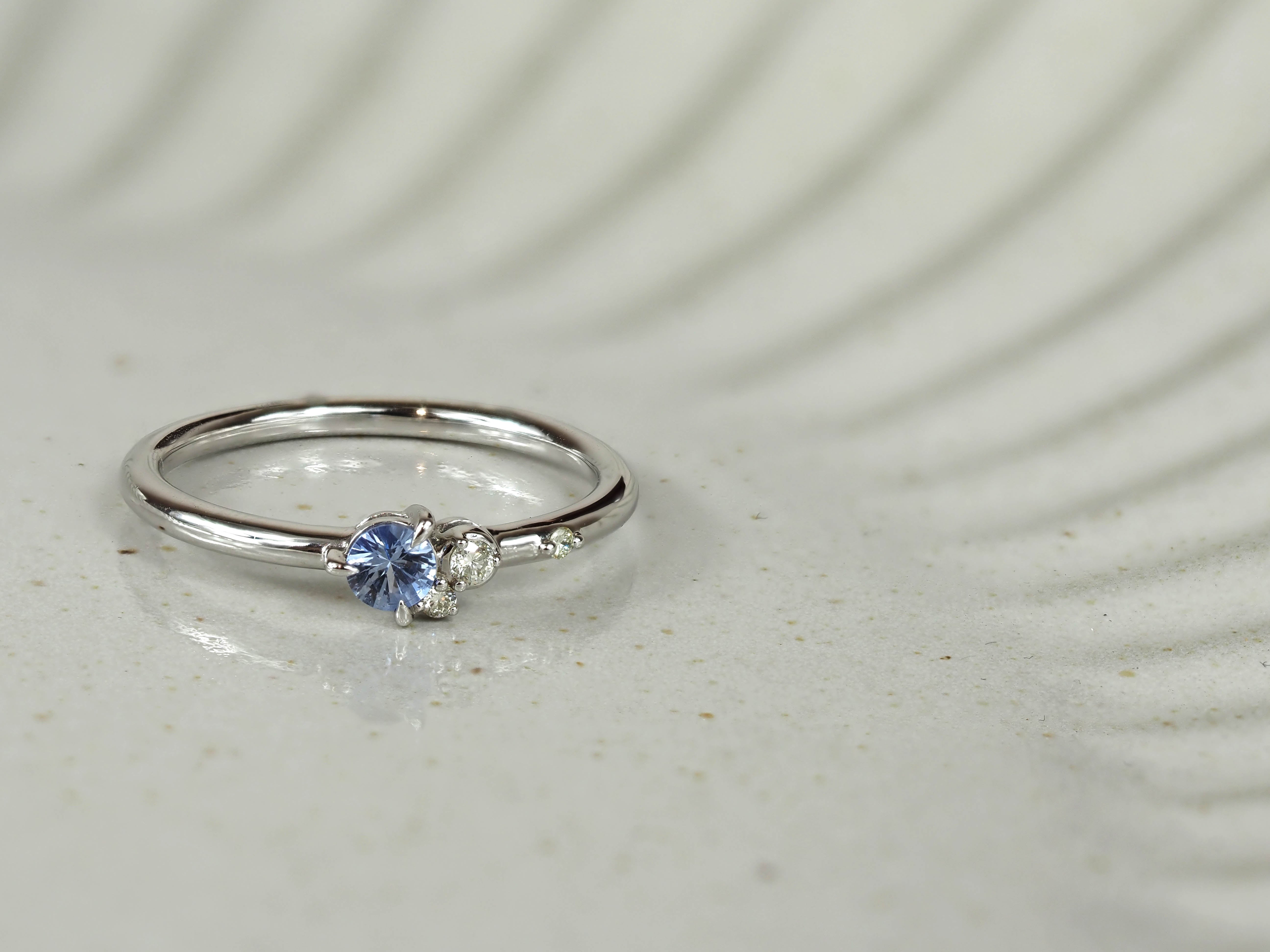 9ct White Gold Ceylon Sapphire and Diamond ring