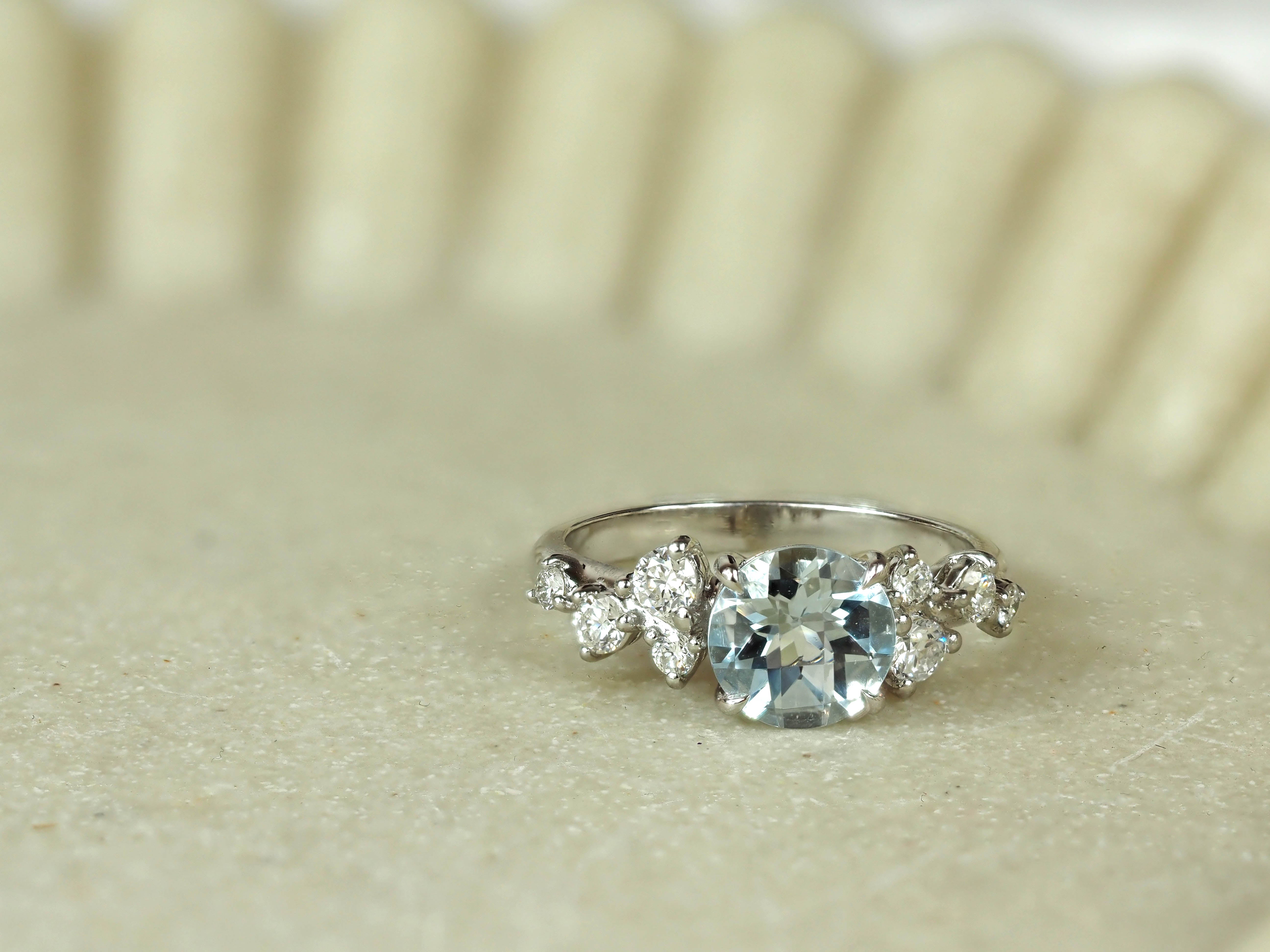 9ct White Gold Aquamarine and Lab-Grown Diamond ring