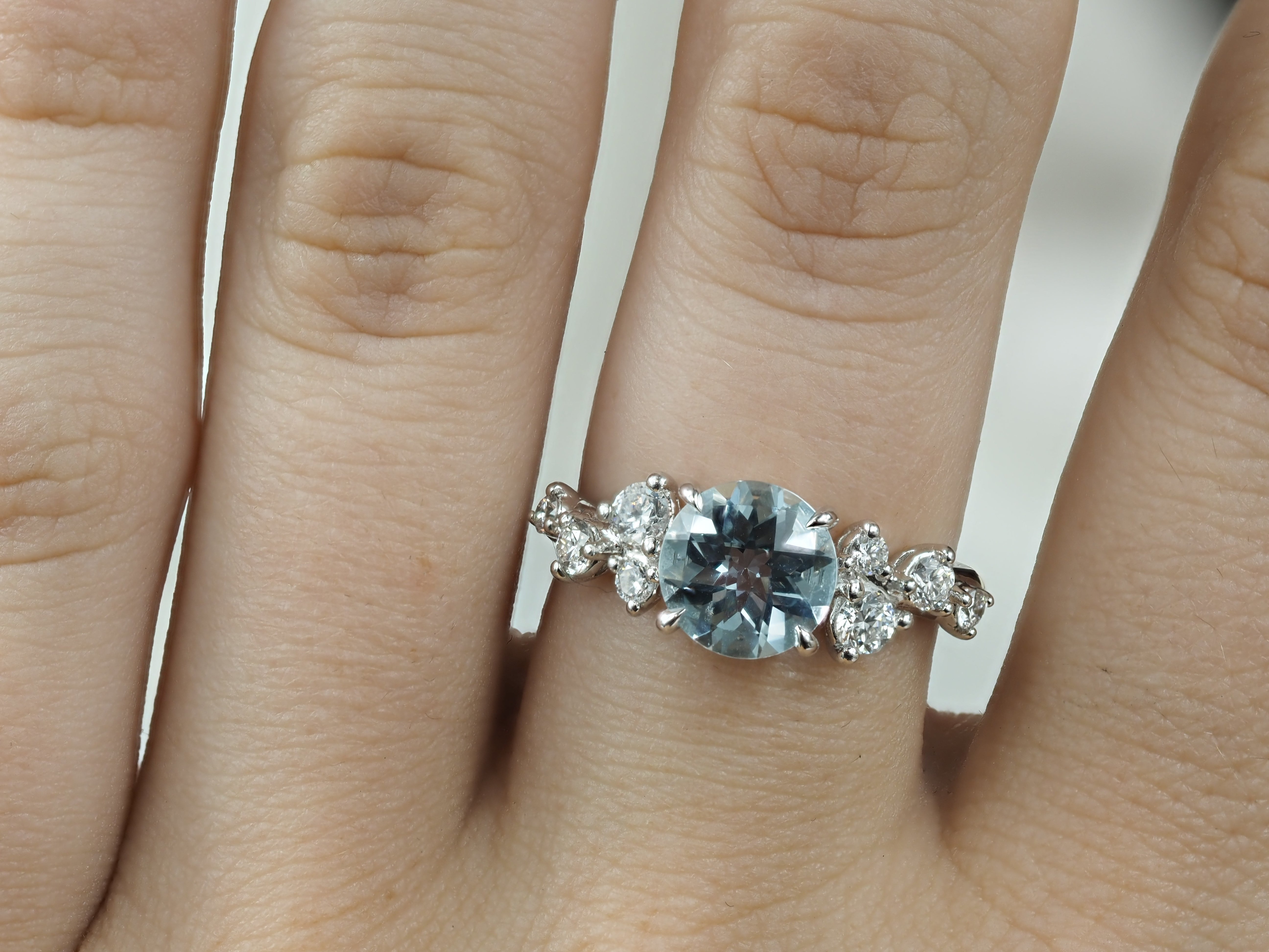 9ct White Gold Aquamarine and Lab-Grown Diamond ring