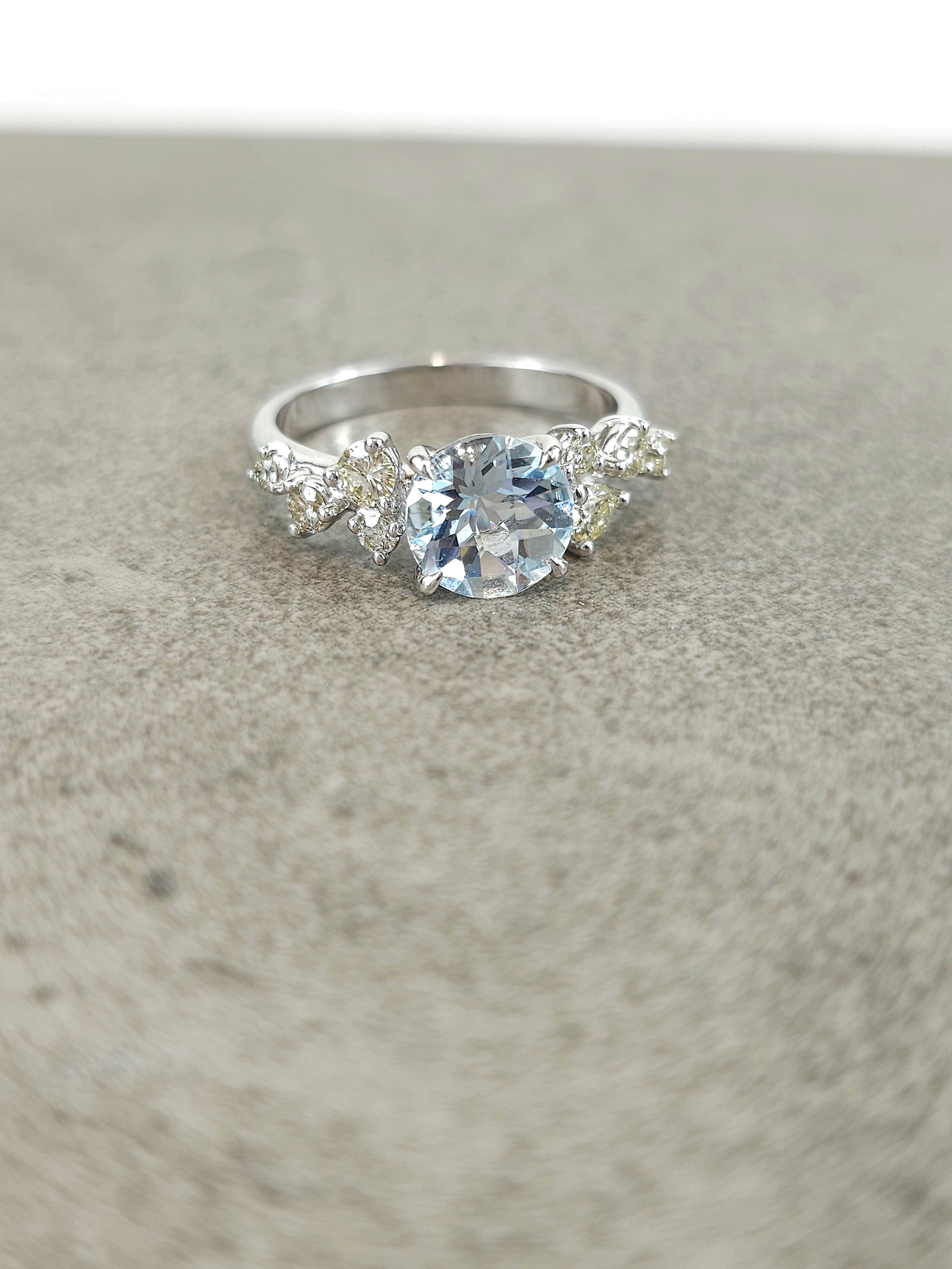 9ct White Gold Aquamarine and Lab-Grown Diamond ring