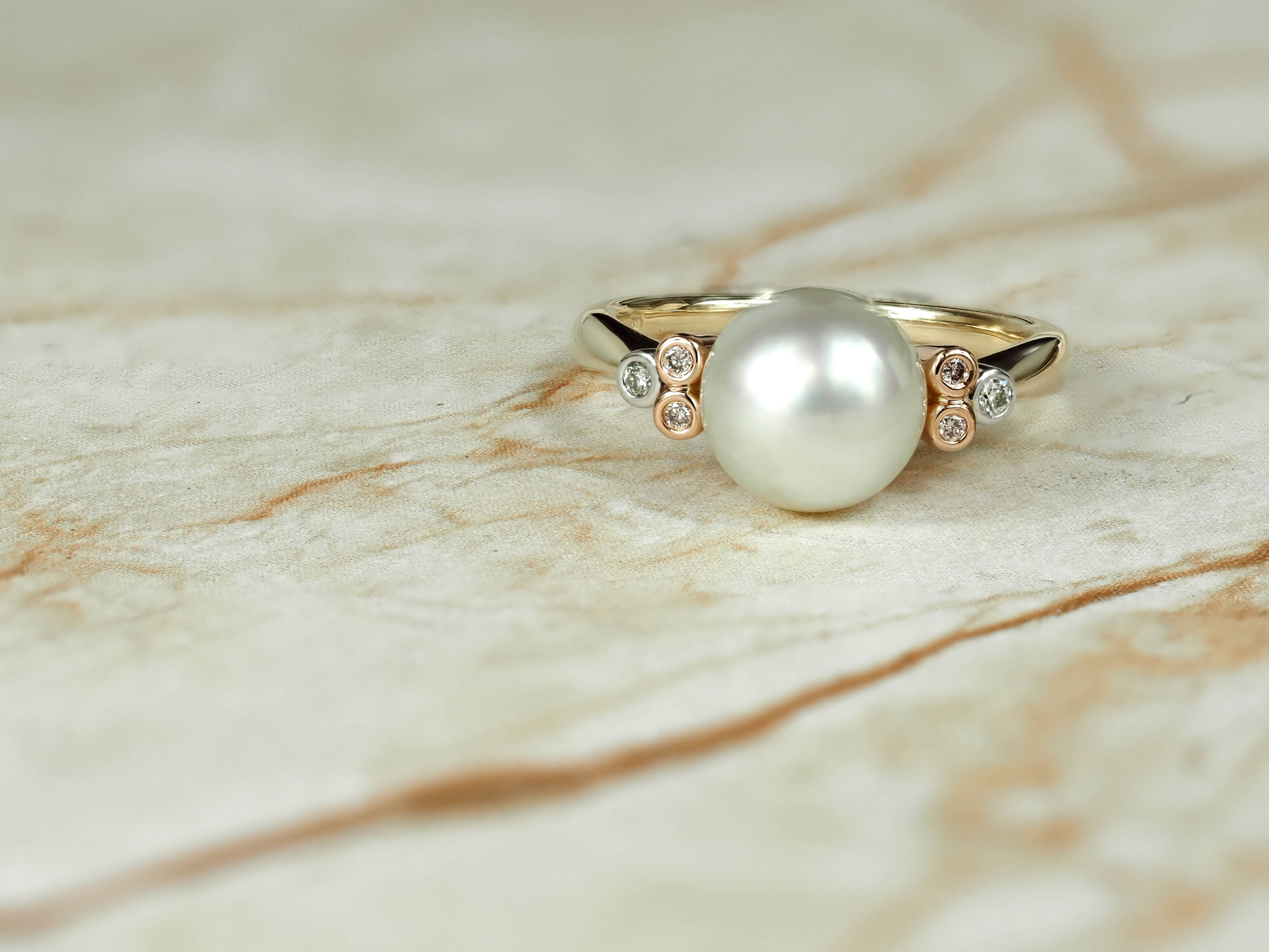 9ct Rose and White Gold South Sea Pearl and 'Pink Caviar' Argyle Diamond Ring, 9mm