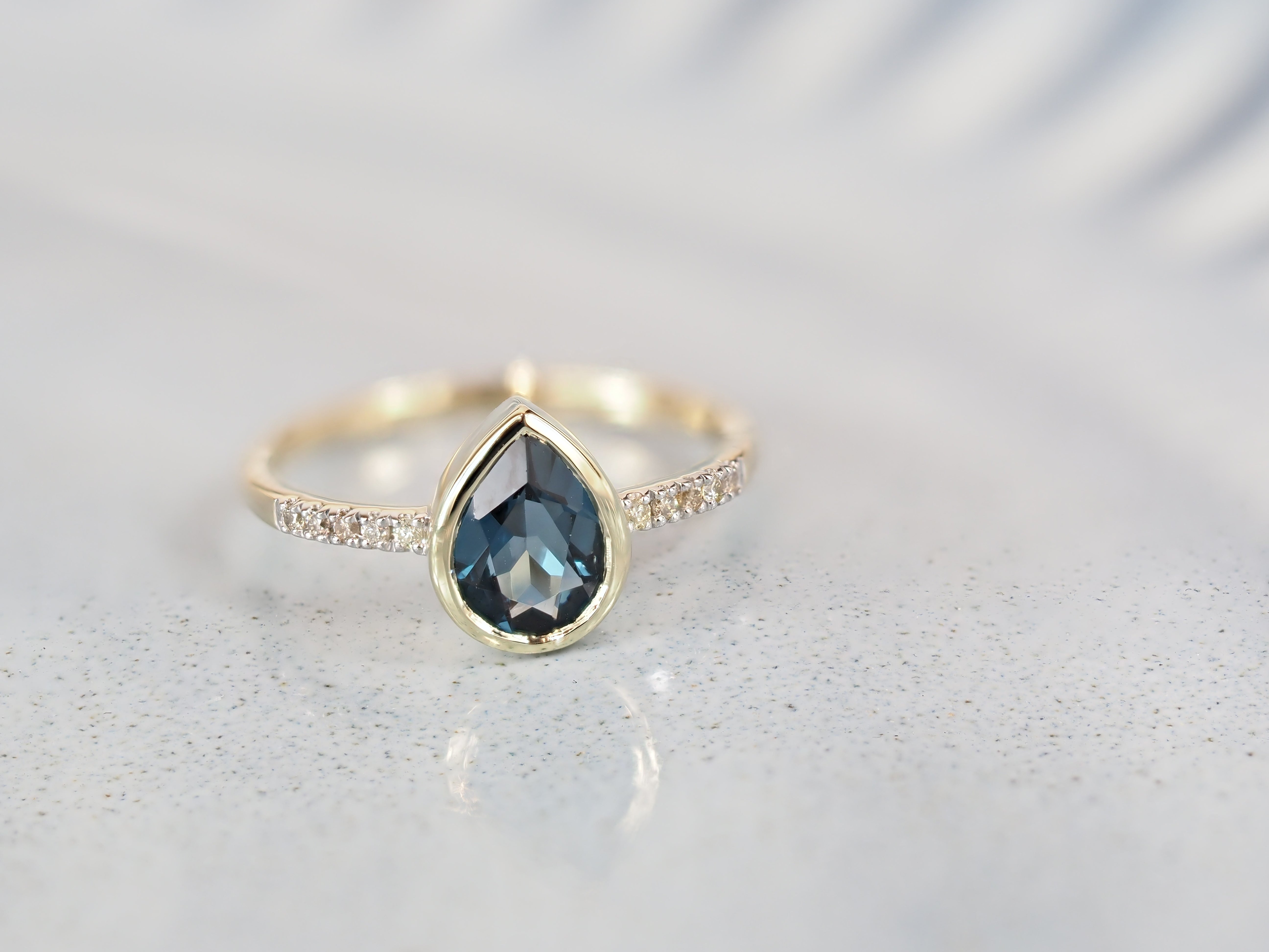 9ct Yellow Gold London Blue Topaz and Diamond Ring