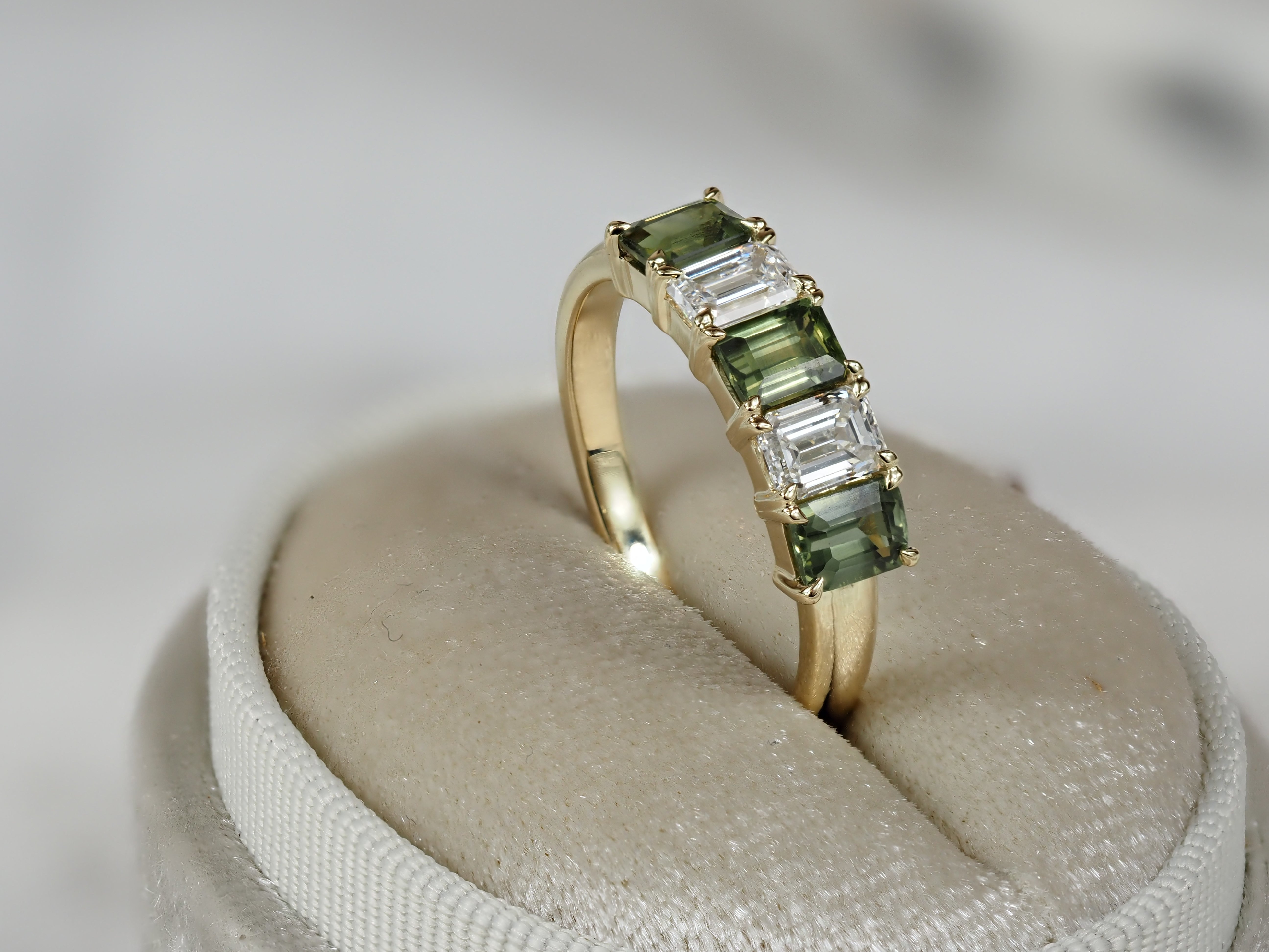 9ct Yellow Gold Green Sapphire and Lab-Grown Diamond Ring, 1.94ct Total
