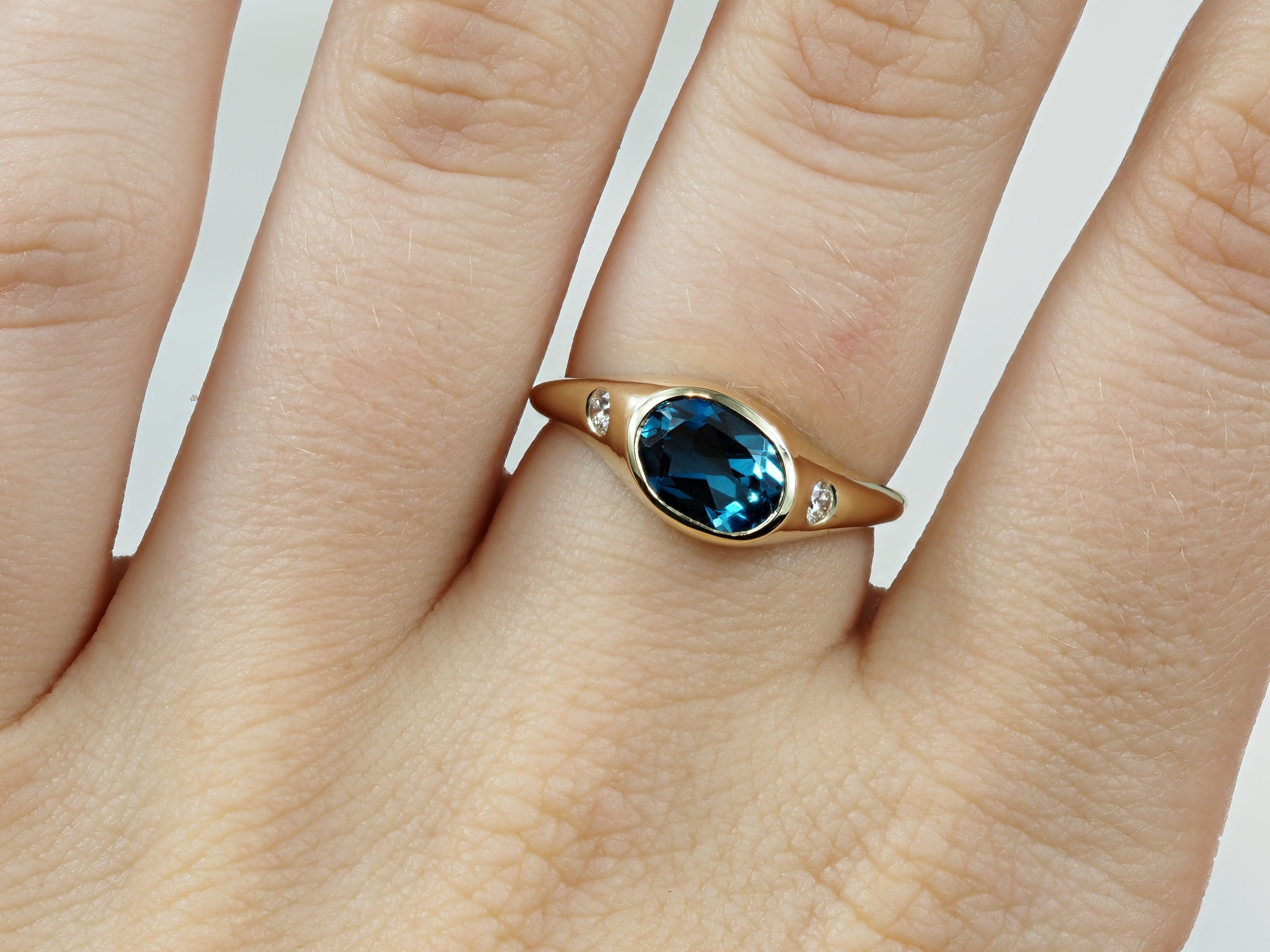9ct Yellow Gold London Blue Topaz and Diamond Ring