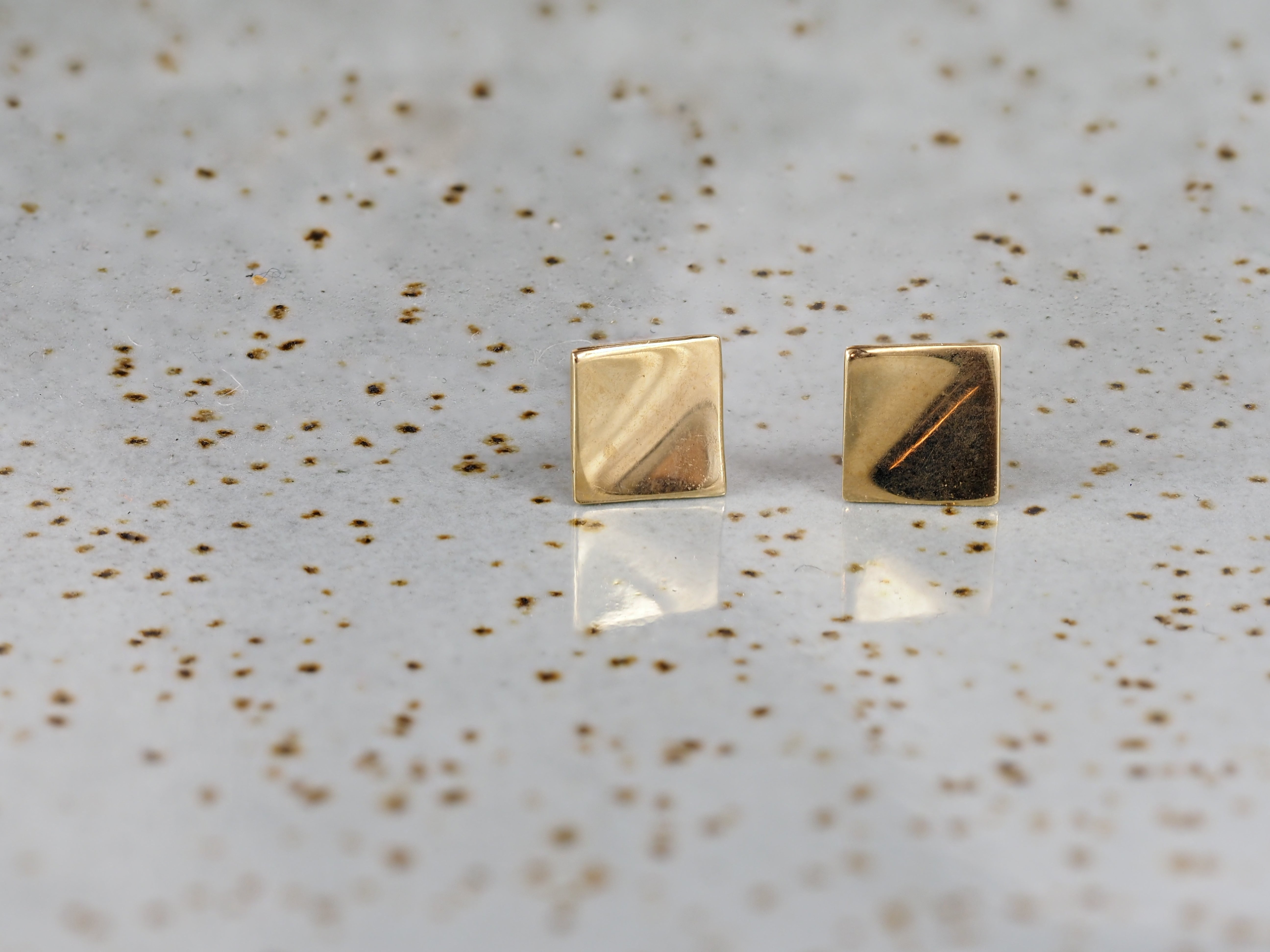 9ct Yellow Gold Square Stud Earrings
