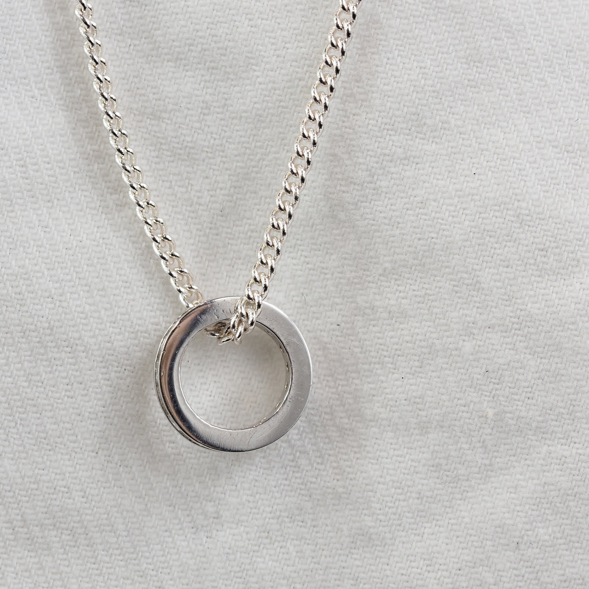 9ct White Gold Cubic Zirconia Pendant