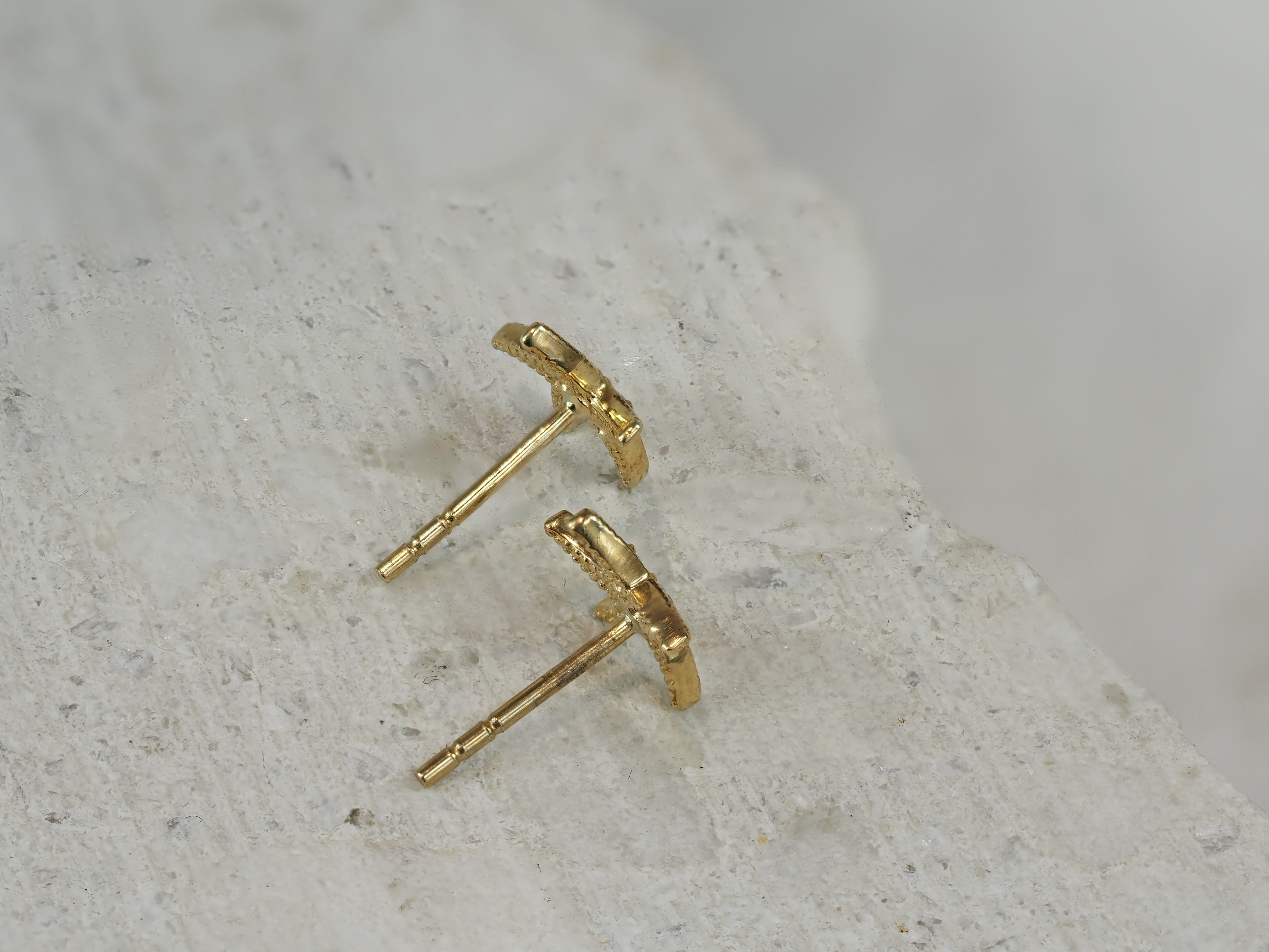 9ct Yellow Gold Starfish Stud Earrings
