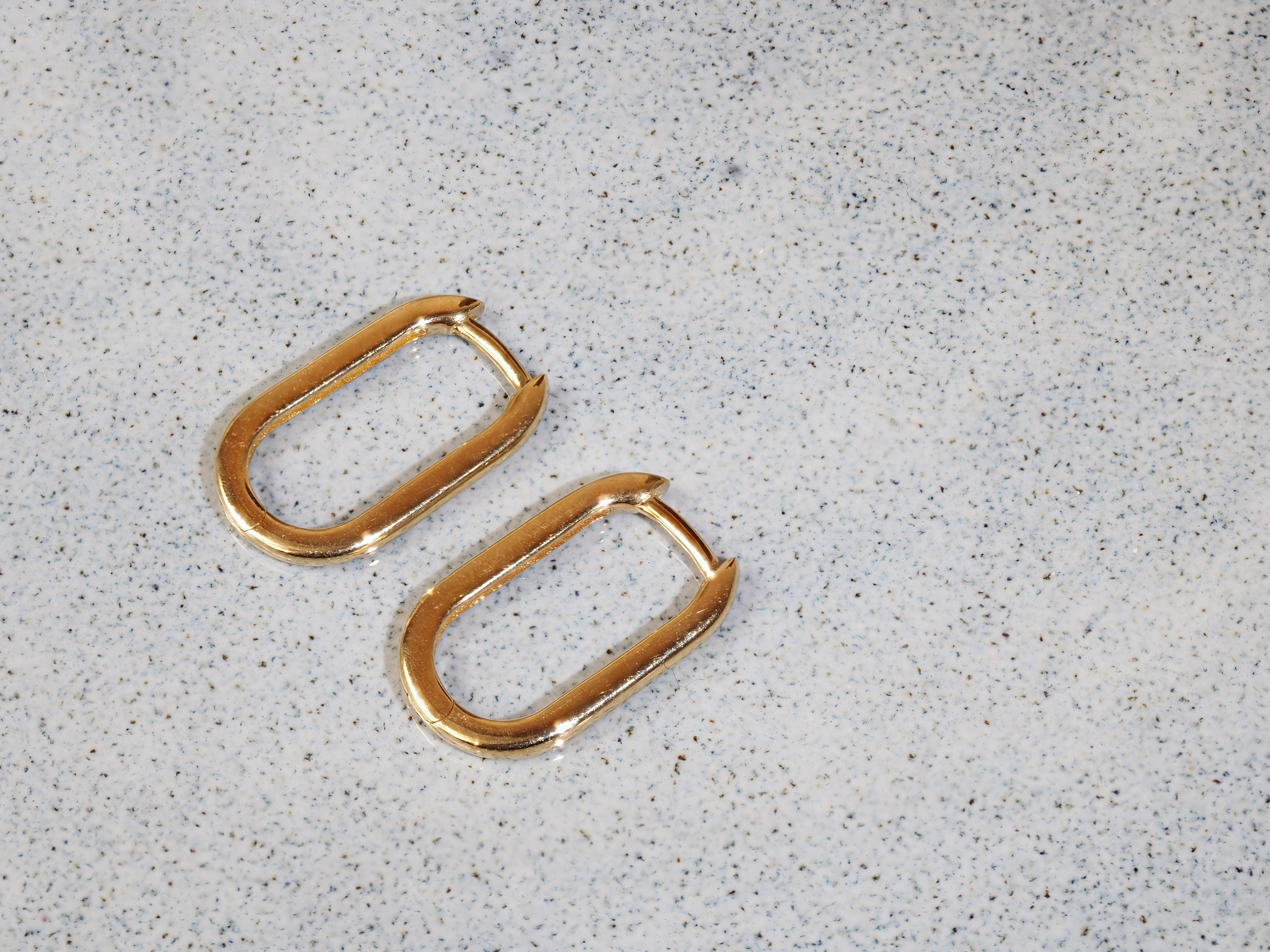 9ct Yellow Gold Paperclip Huggie Earrings