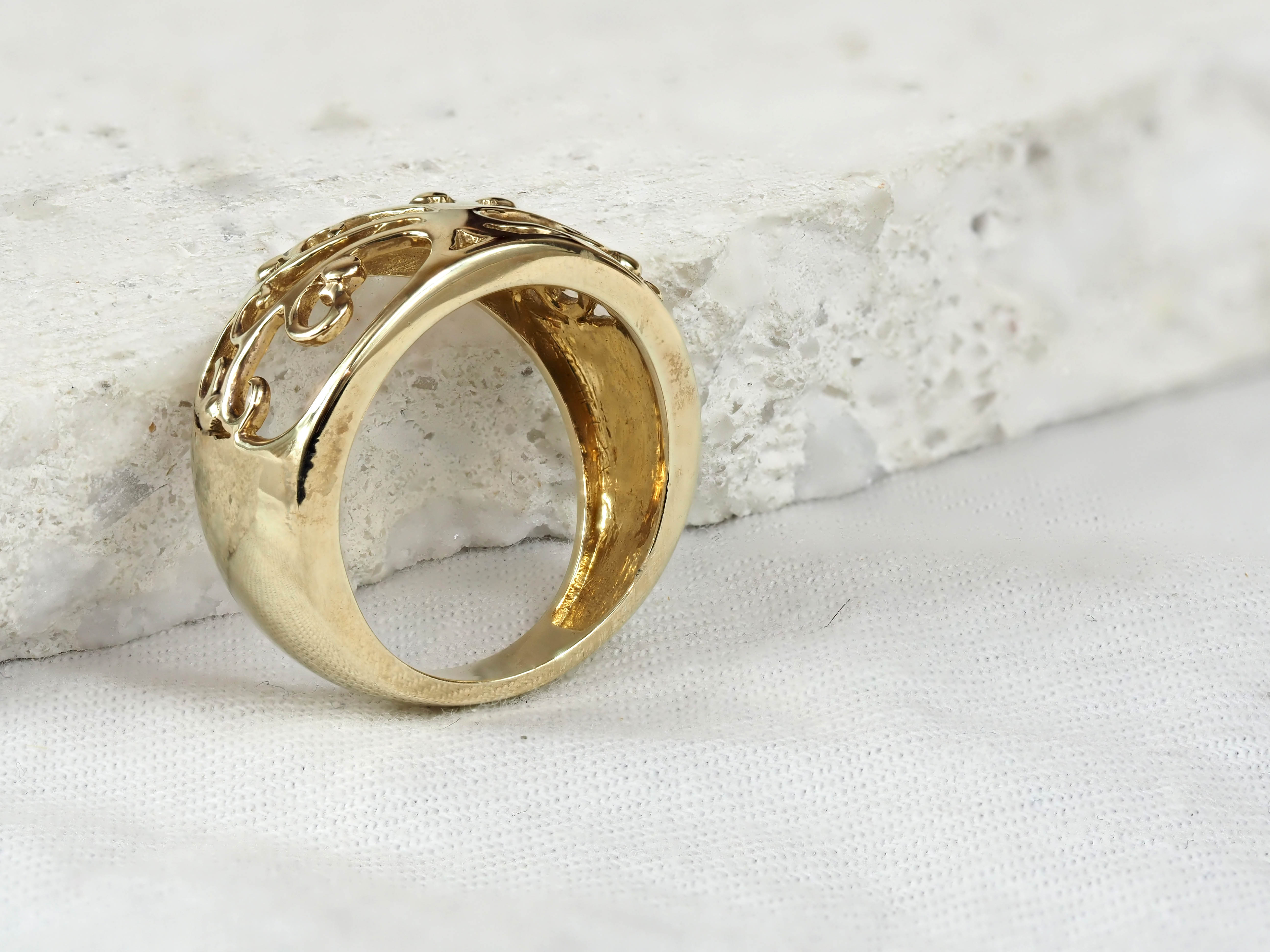 9 carat Yellow Gold 'Tree Of Life' Ring