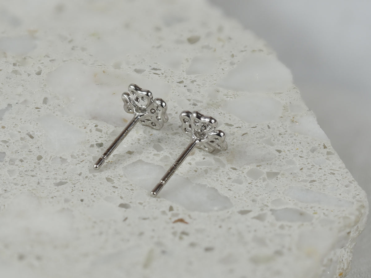 9ct White Gold Flower Stud Earrings