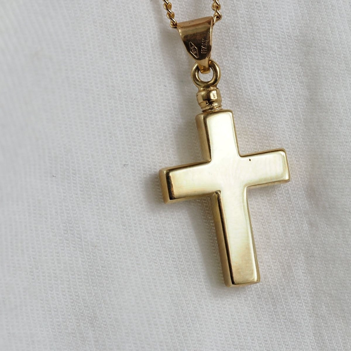 9ct Yellow Gold Cross Funeral Ashes Urn Pendant