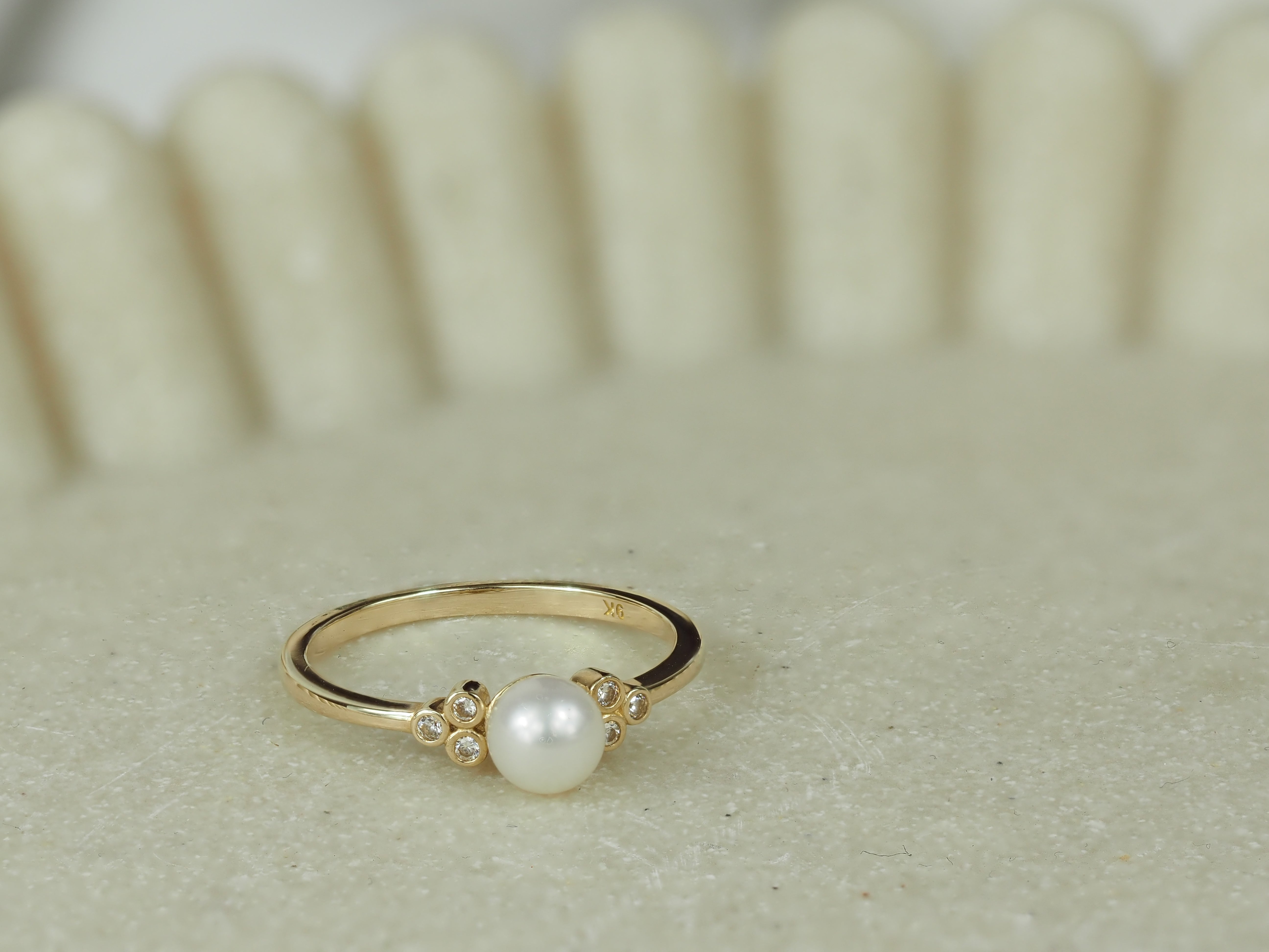 9ct Yellow Gold Freshwater Pearl Ring