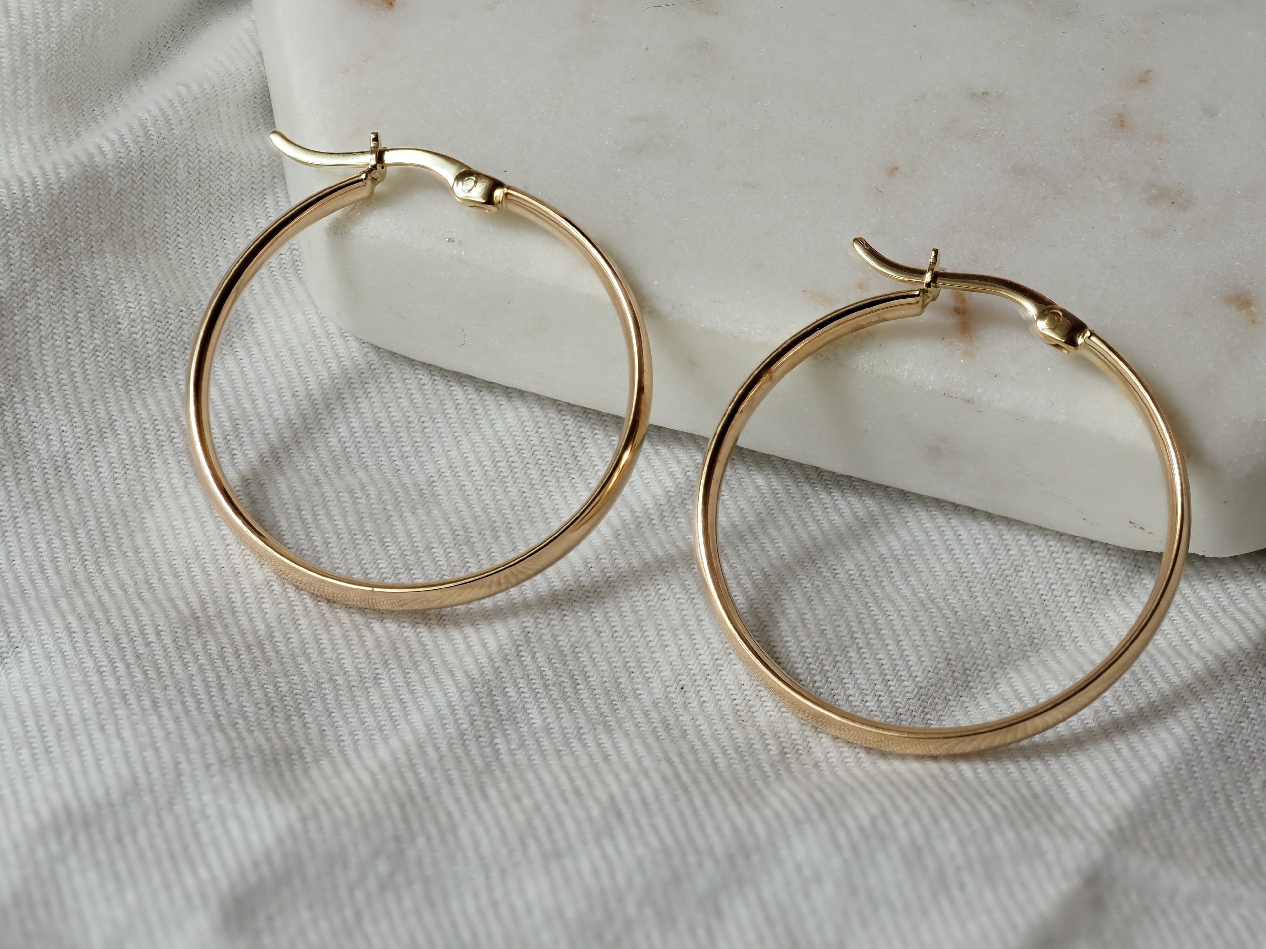 9ct Yellow Gold Half Round Hoop Earrings