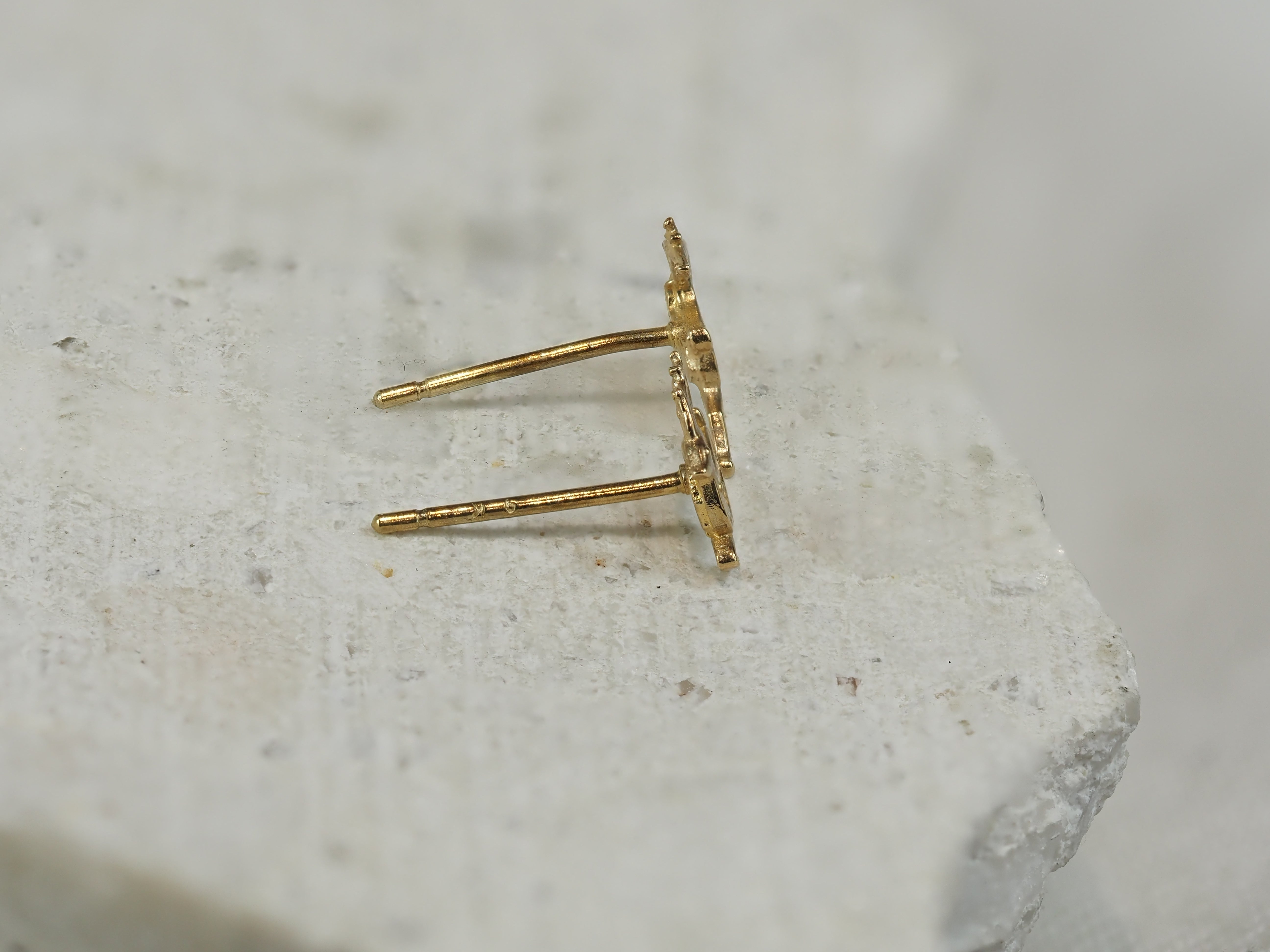 9ct Yellow Gold Cubic Zirconia Reindeer Stud Earrings