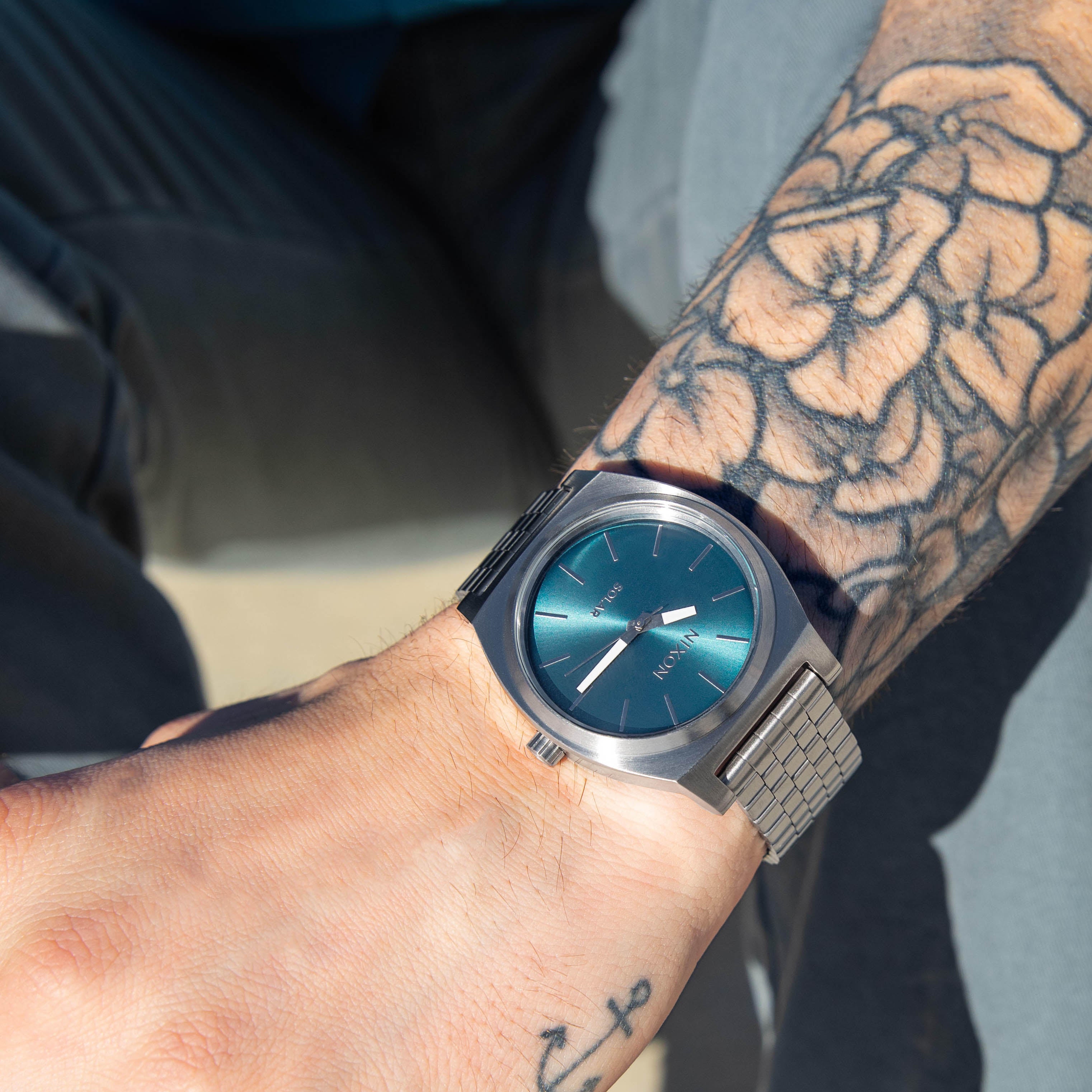 Nixon Time Teller Solar Silver and Blue Sunray watch