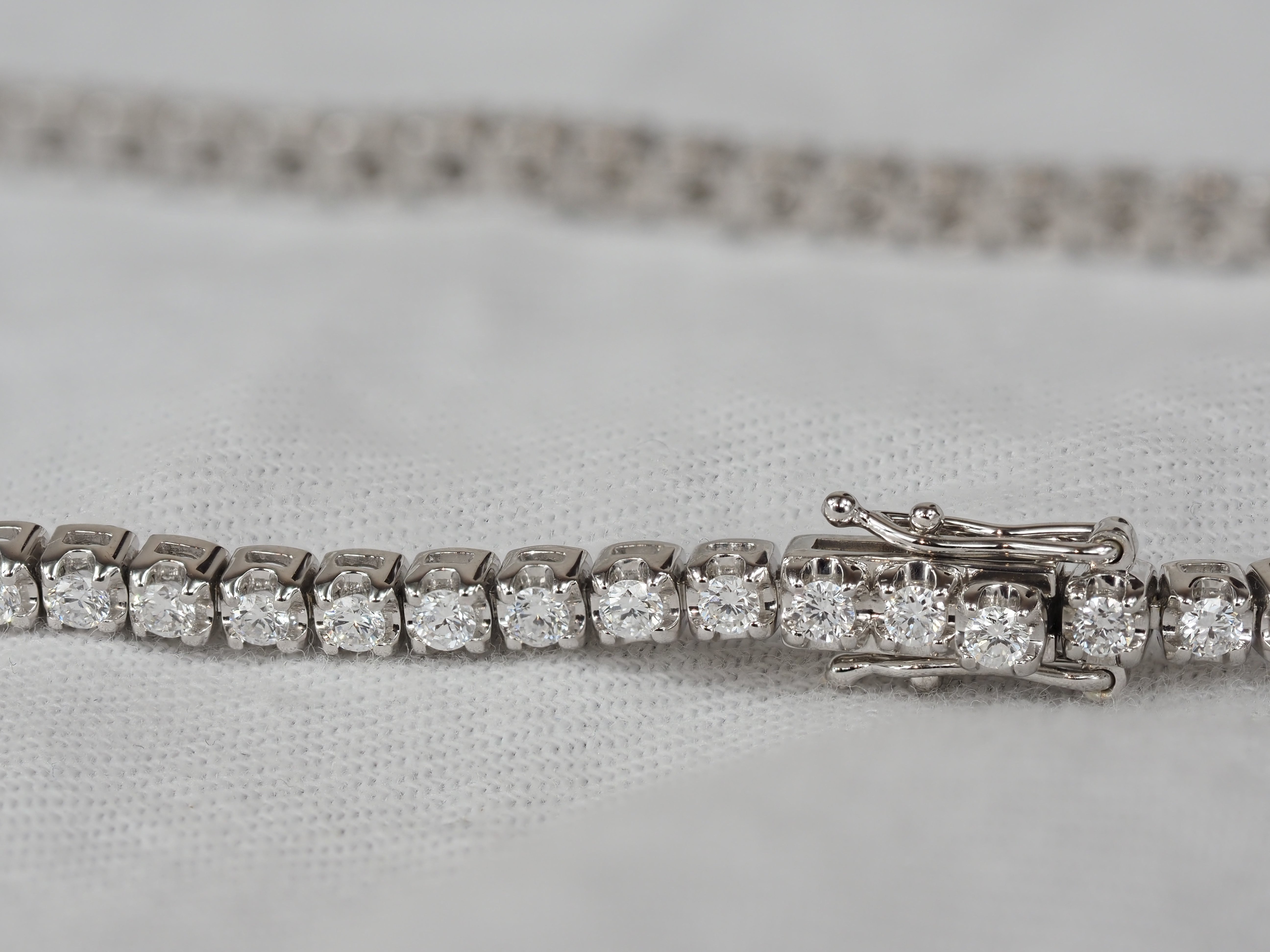 9ct White Gold Lab-Grown Diamond Tennis Bracelet, 2ct Total