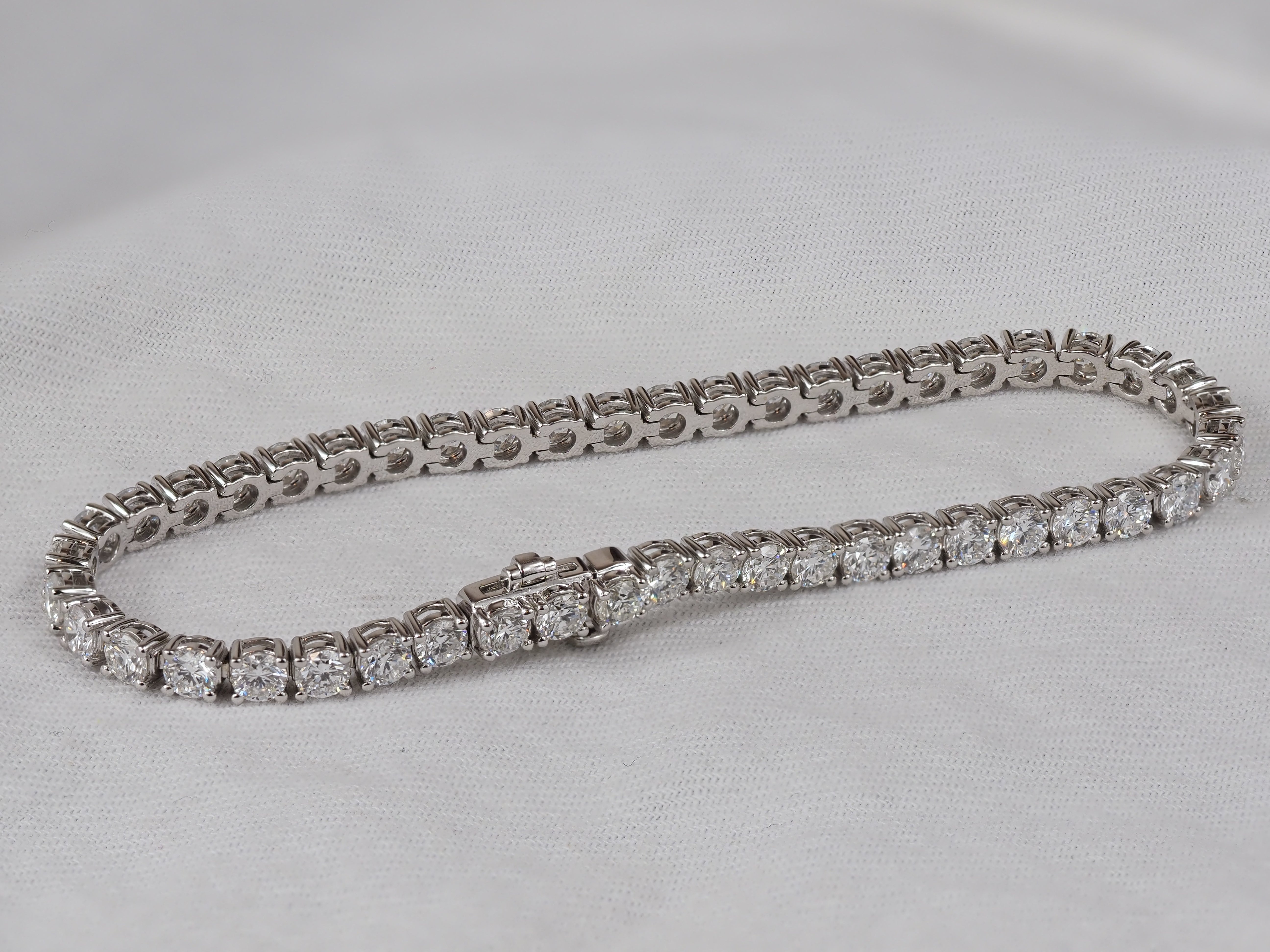 14ct White Gold Lab-Grown Diamond Tennis Bracelet, 7.02ct Total