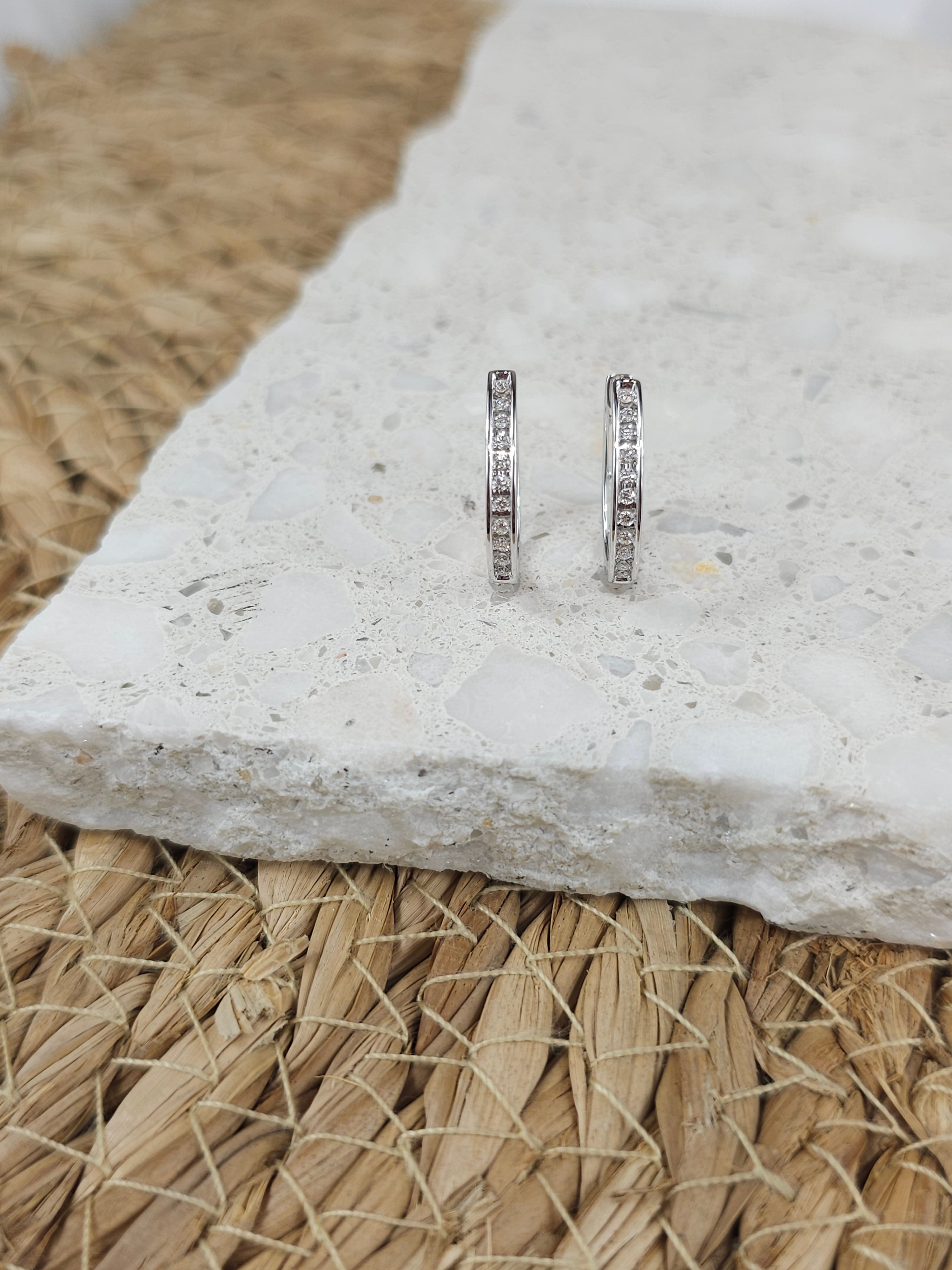 9ct White Gold Lab-Grown Diamond huggie earrings, 0.16ct total