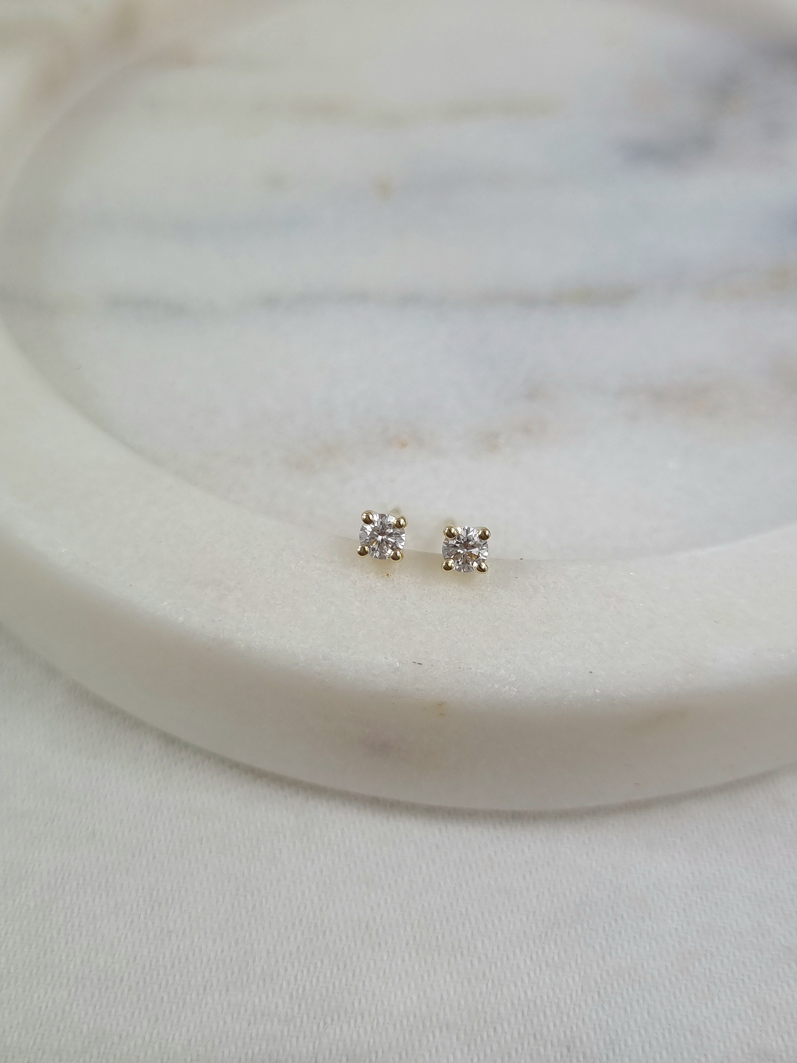 9ct Yellow Gold 0.15Ct Diamond Stud Earrings