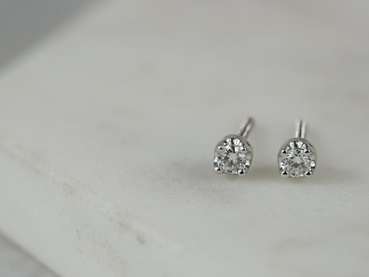 18ct White Gold Diamond Stud Earrings, 0.15ct Total