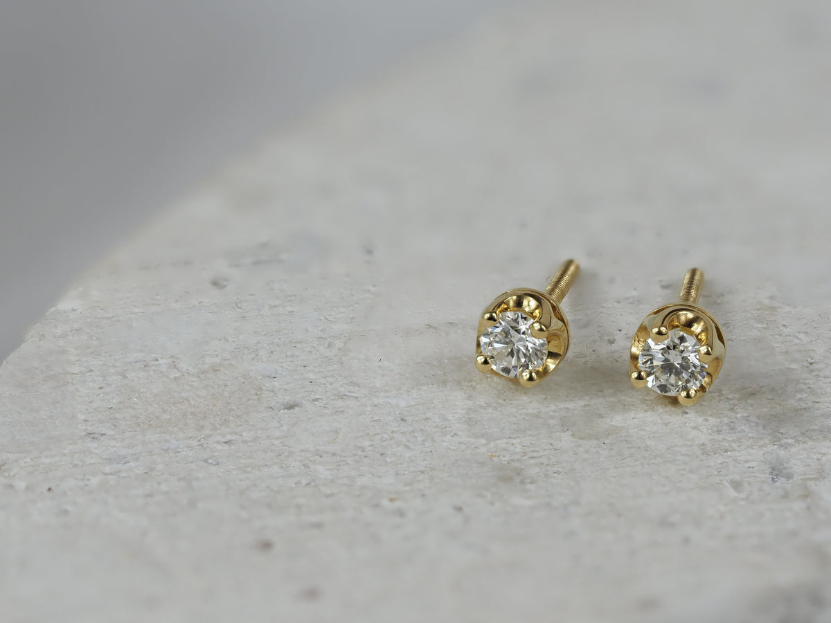 18ct Yellow Gold Diamond Stud Earrings, 0.25ct Total