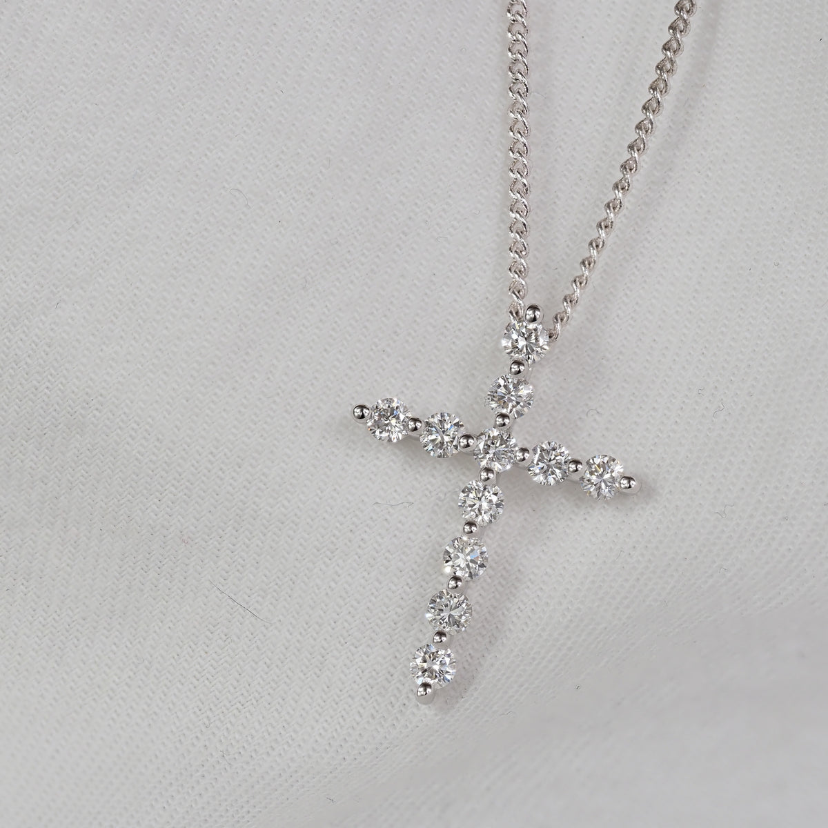 9ct White Gold Lab-Grown Diamond Cross Pendant, 0.78ct Total