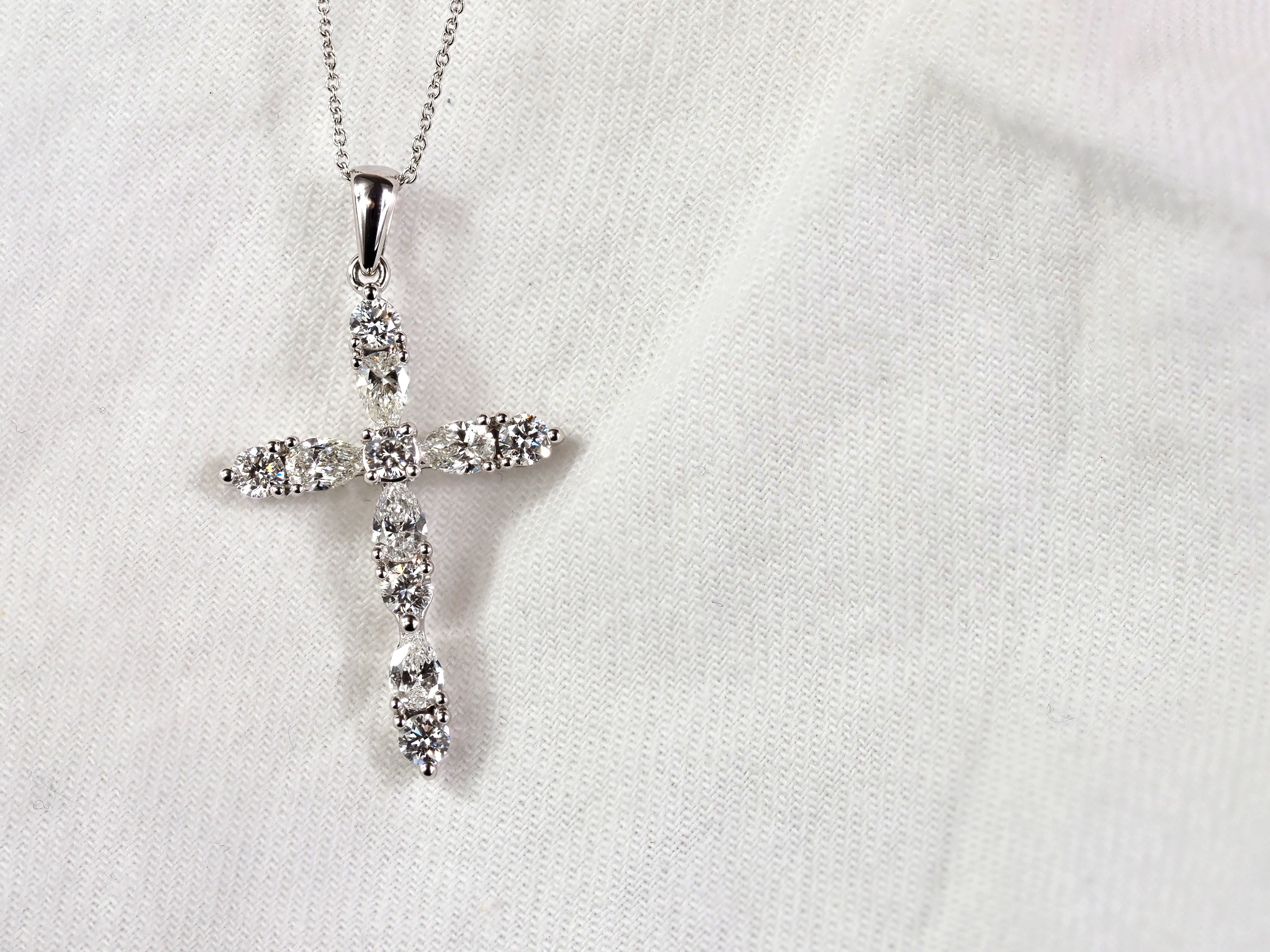 10ct White Gold Lab-Grown Diamond Cross Pendant, 1.08ct Total