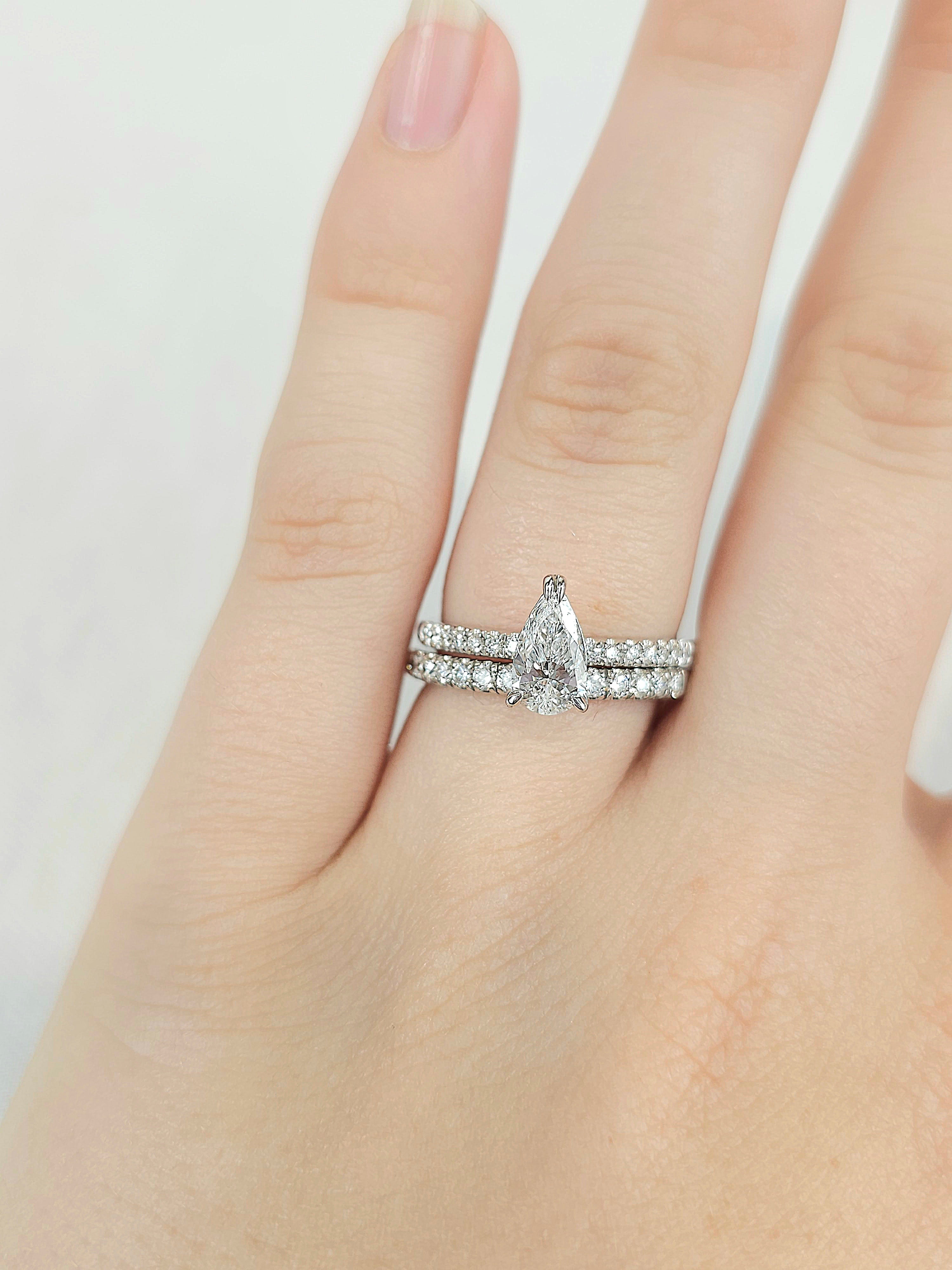 18ct White Gold Round Brilliant cut Diamond Band, 0.35ct total