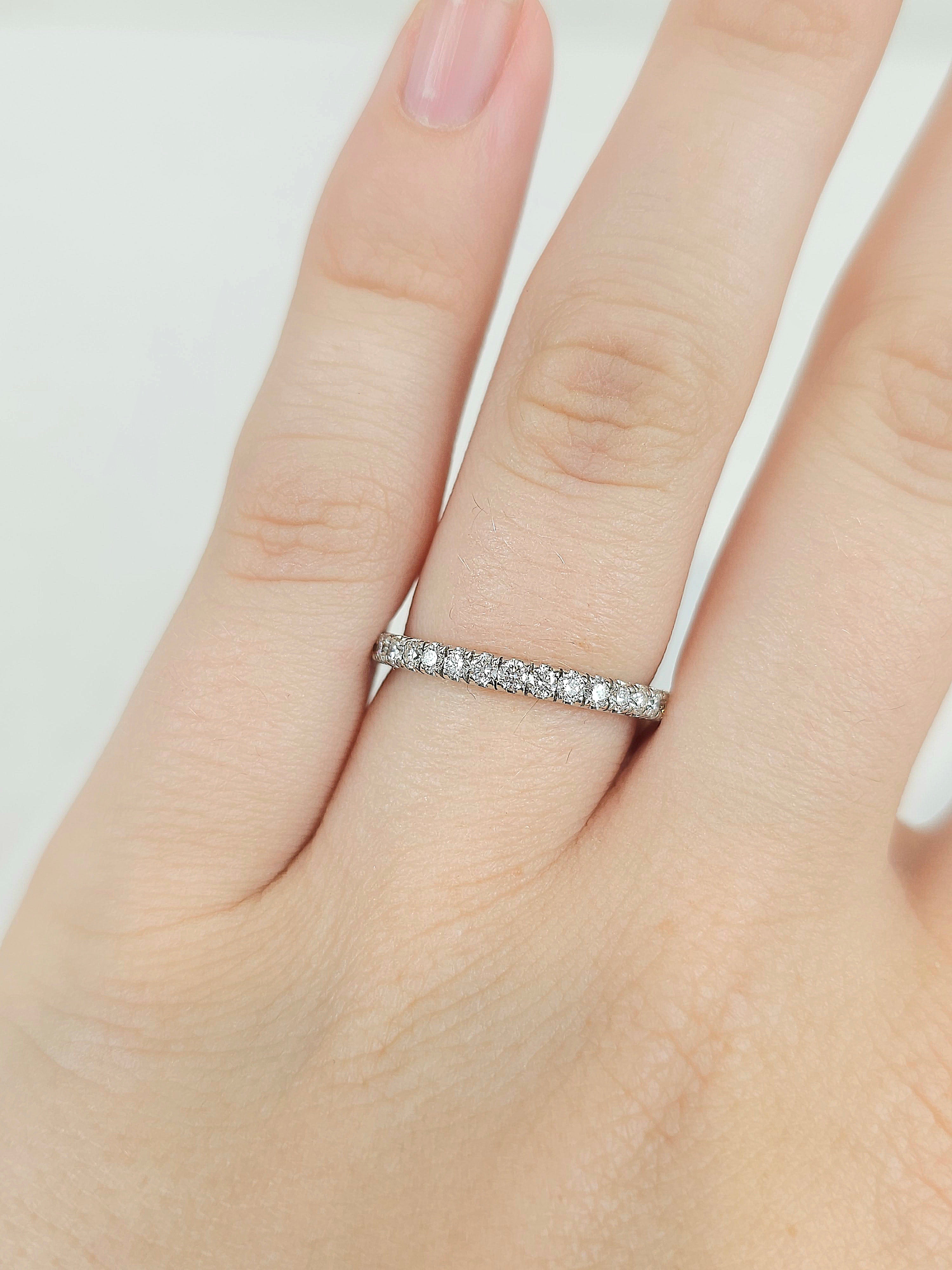 18ct White Gold Round Brilliant cut Diamond Band, 0.35ct total