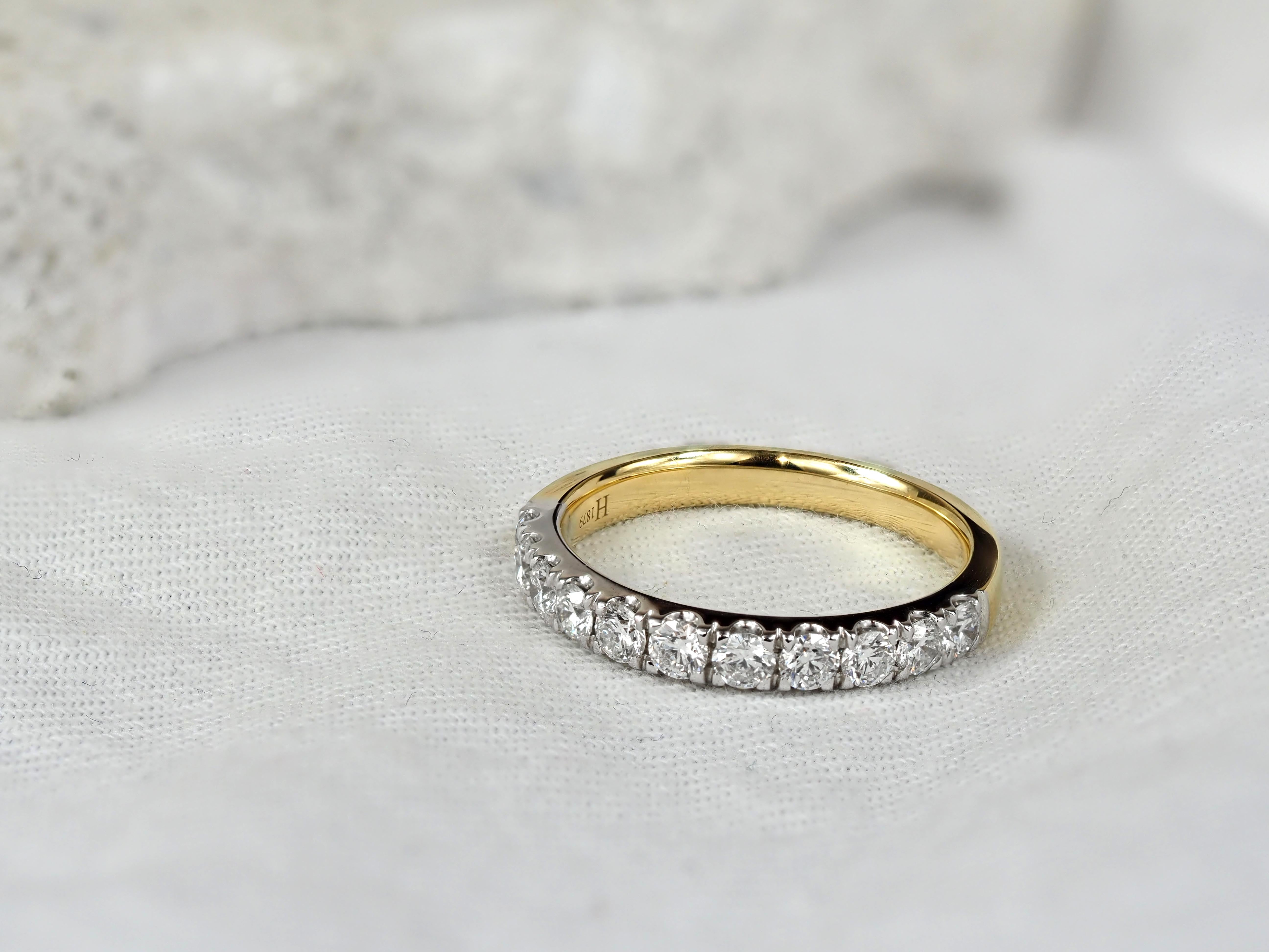 18ct Yellow and White Gold Round Brilliant cut Diamond Ring, 0.76ct Total