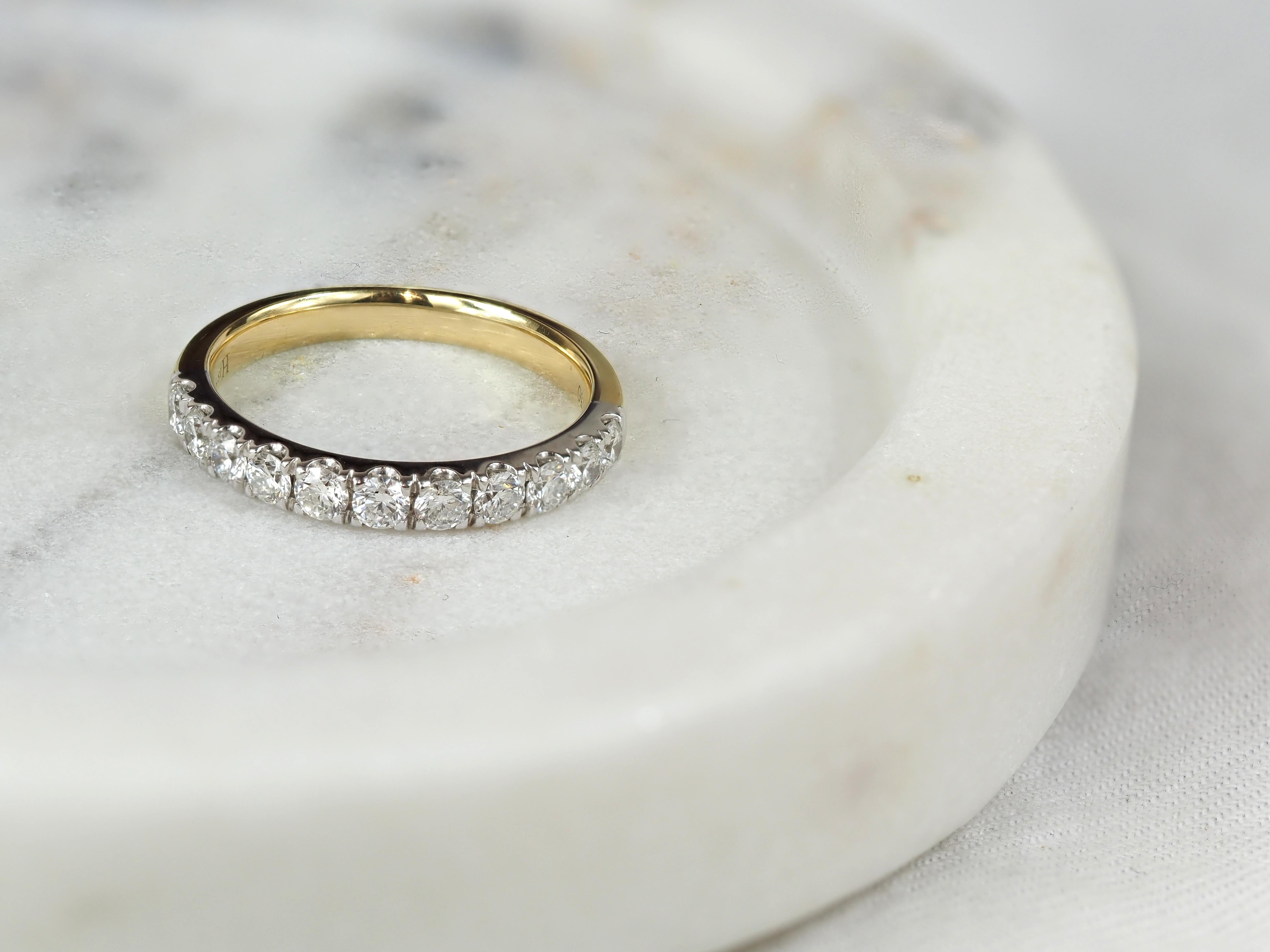 18ct Yellow and White Gold Round Brilliant cut Diamond Ring, 0.76ct Total