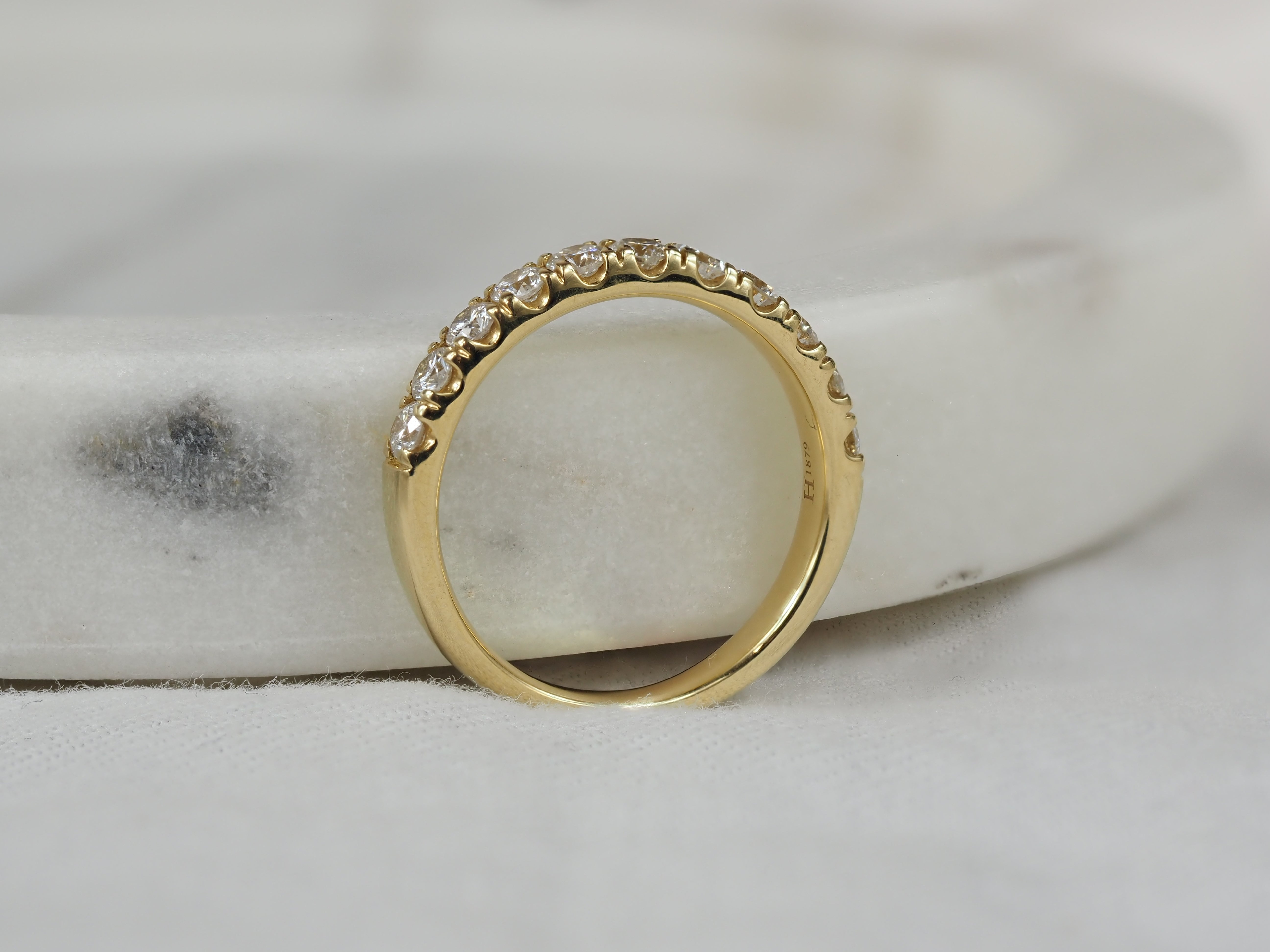 18ct Yellow Gold Round Brilliant Cut Diamond Ring, 0.76ct Total