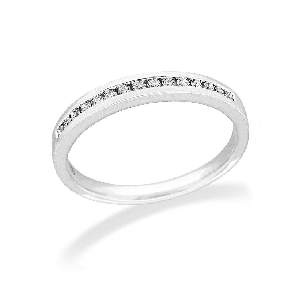 18ct Yellow Gold Round Brilliant cut Diamond band, 0.15ct total