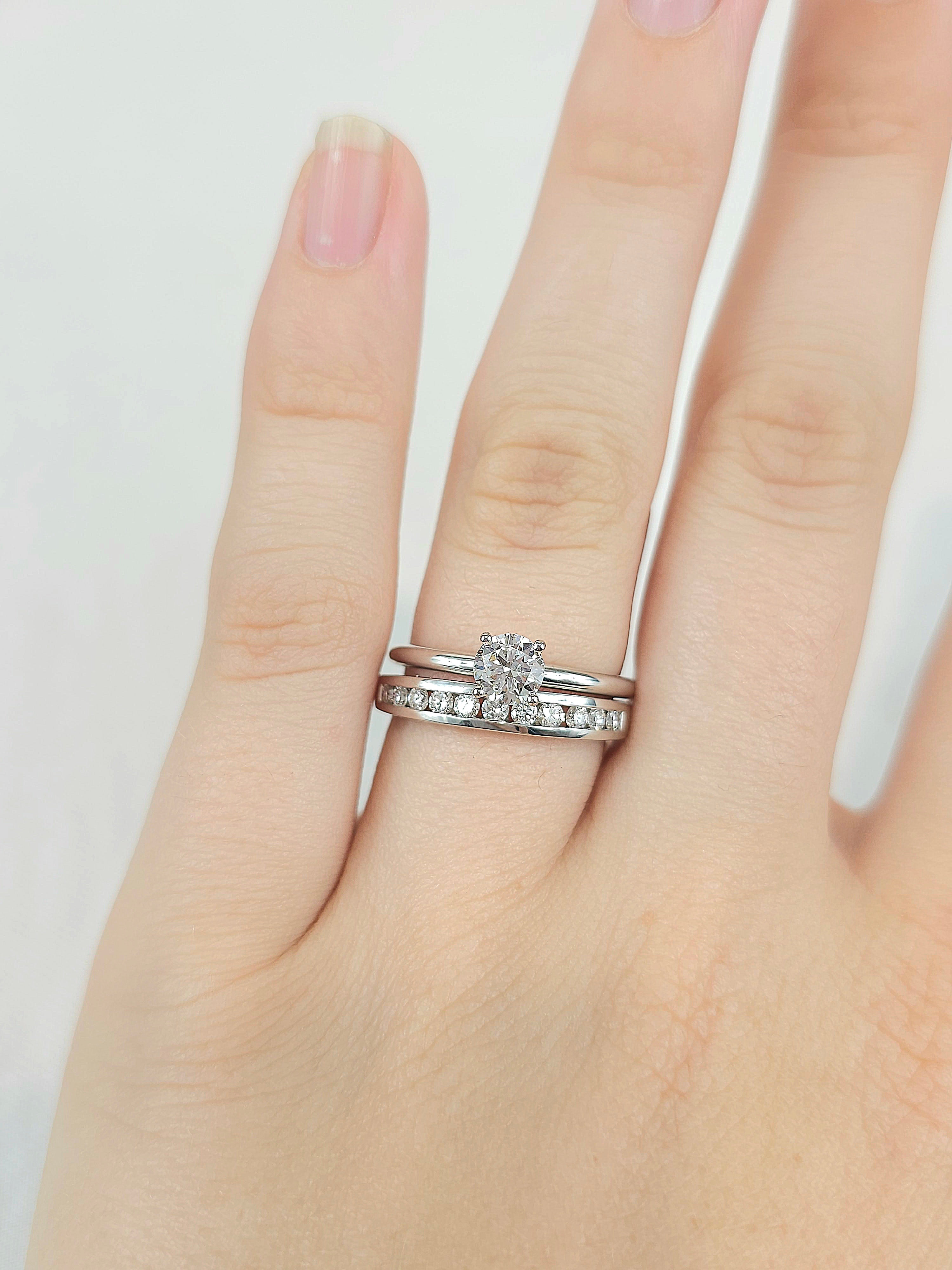 18ct White Gold Round Brilliant cut Diamond band, 0.33ct total