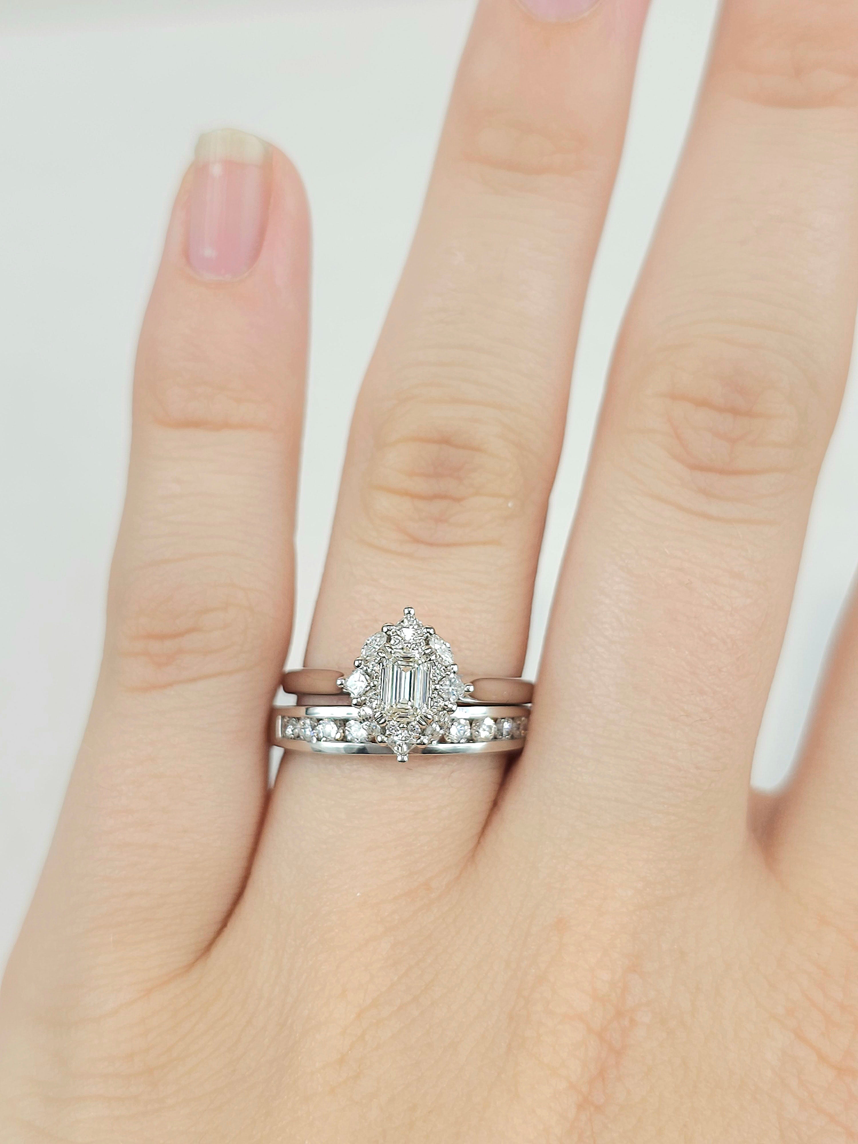 18ct White Gold Round Brilliant cut Diamond Band, 0.40ct total