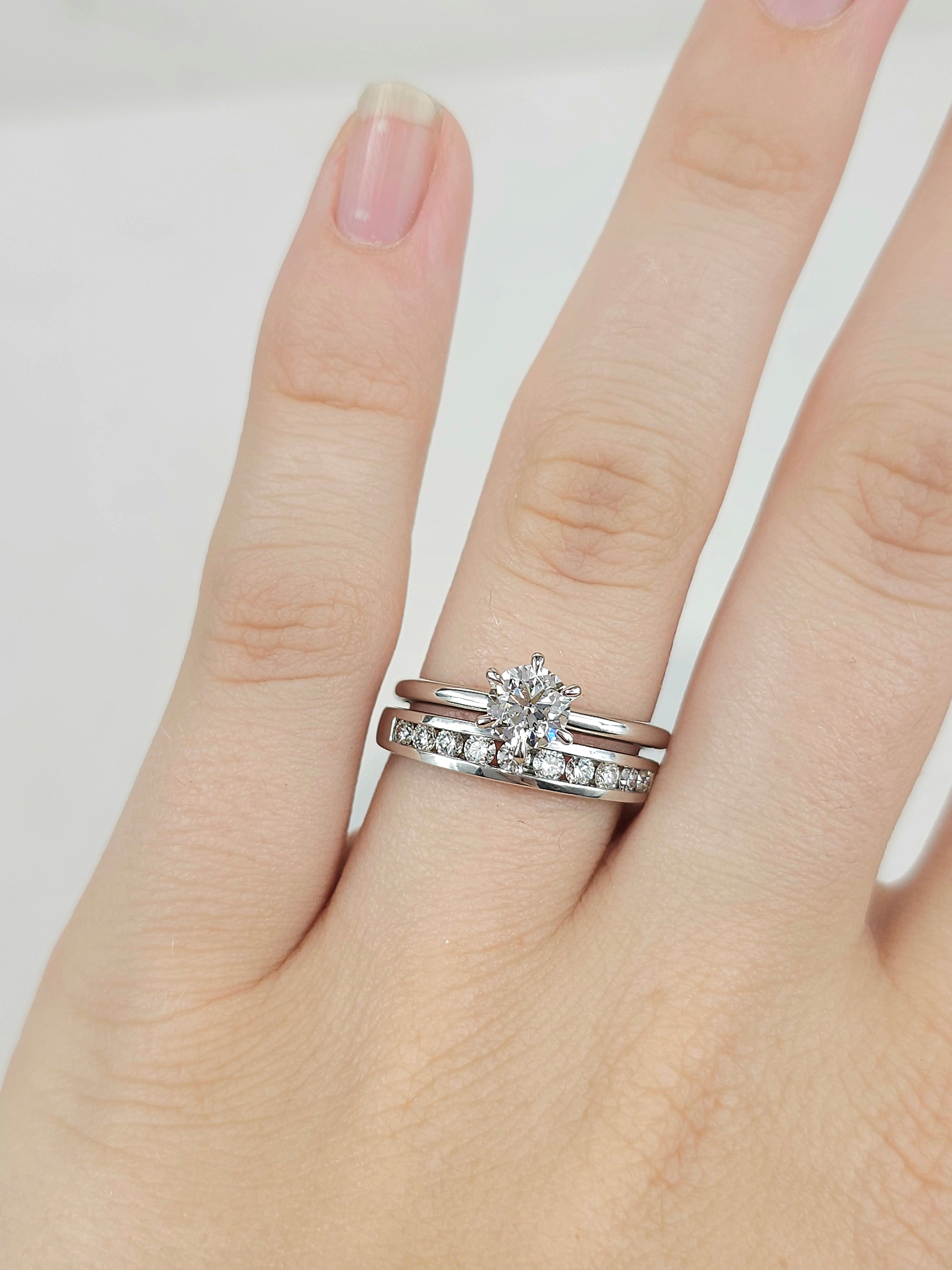 18ct White Gold Round Brilliant cut Diamond Band, 0.40ct total