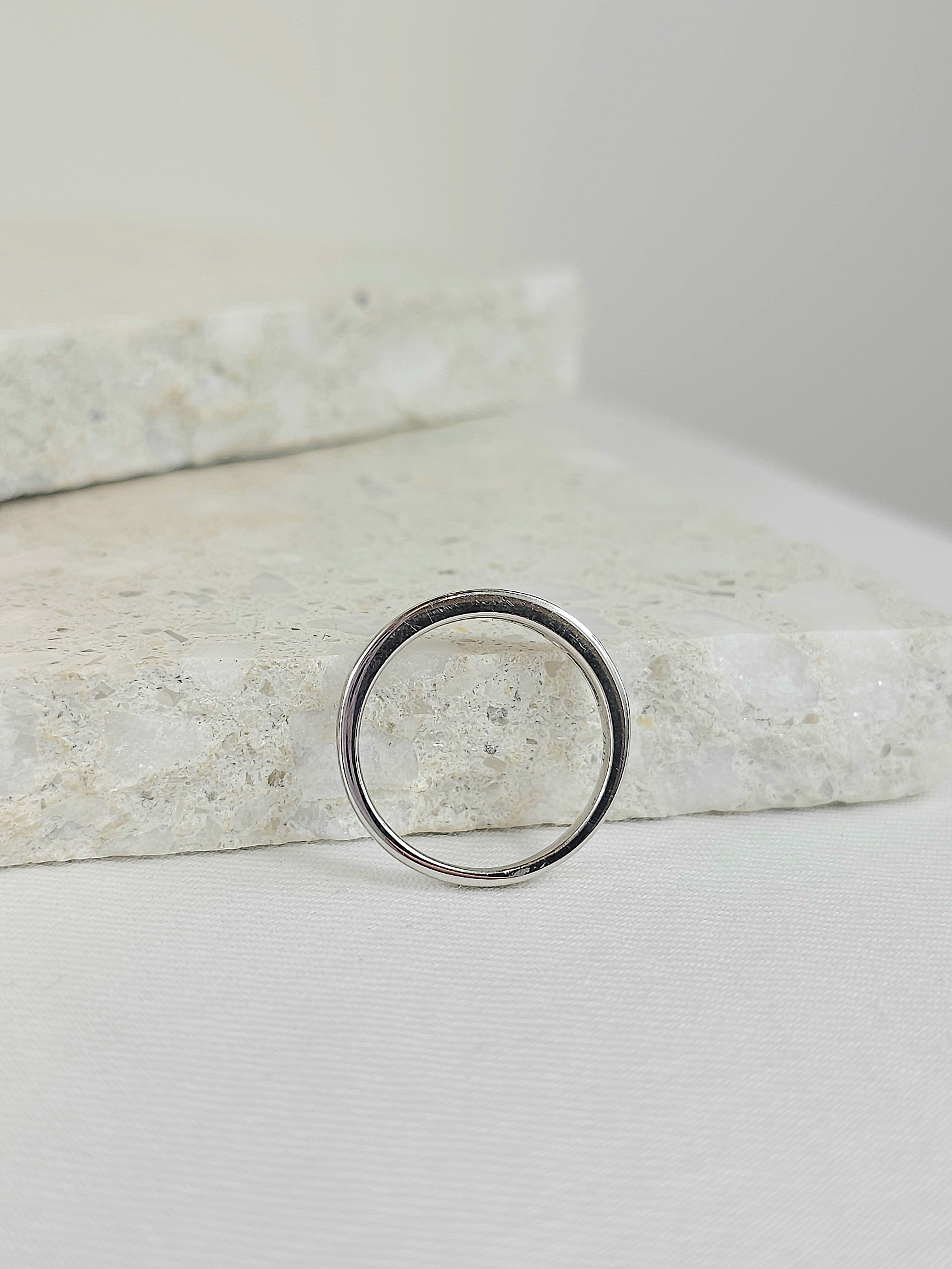 18ct White Gold Round Brilliant cut Diamond Band, 0.40ct total