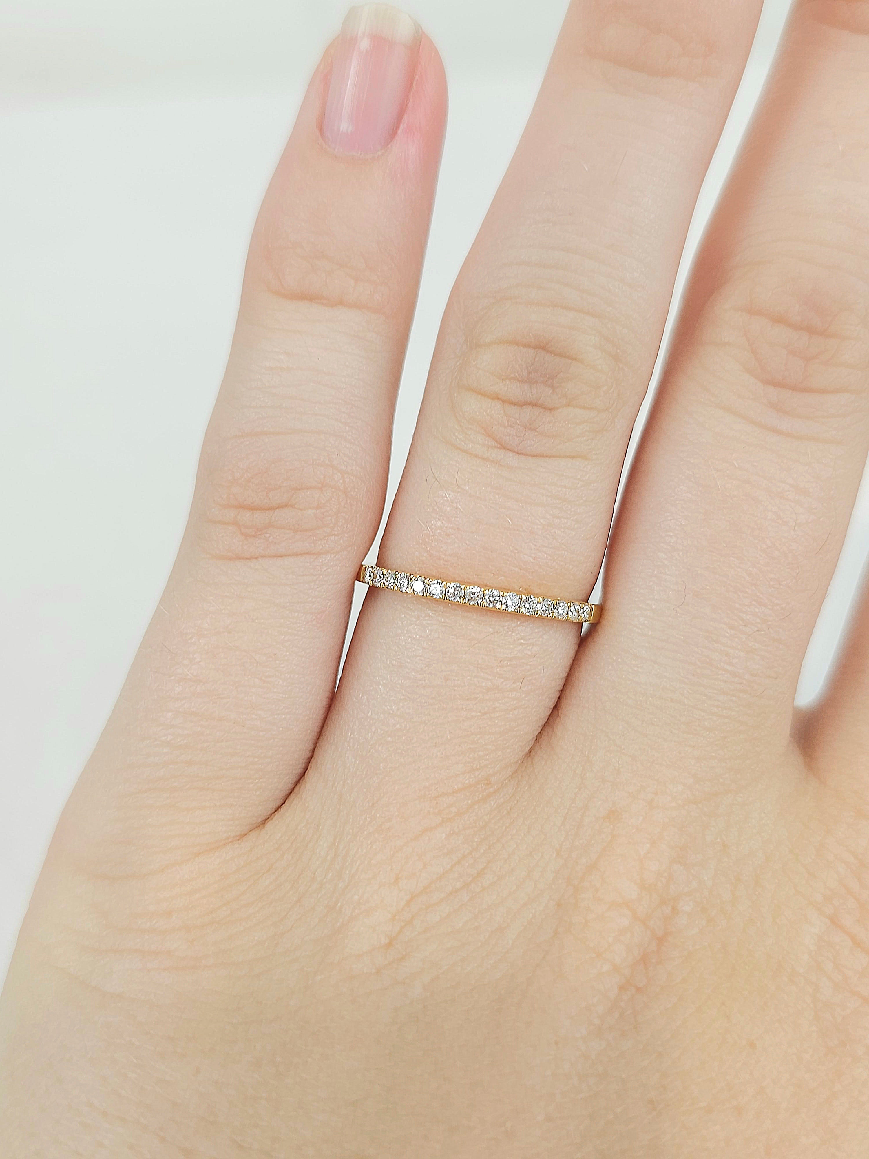 18ct Yellow Gold Round Brilliant cut Diamond Band, 0.15ct total