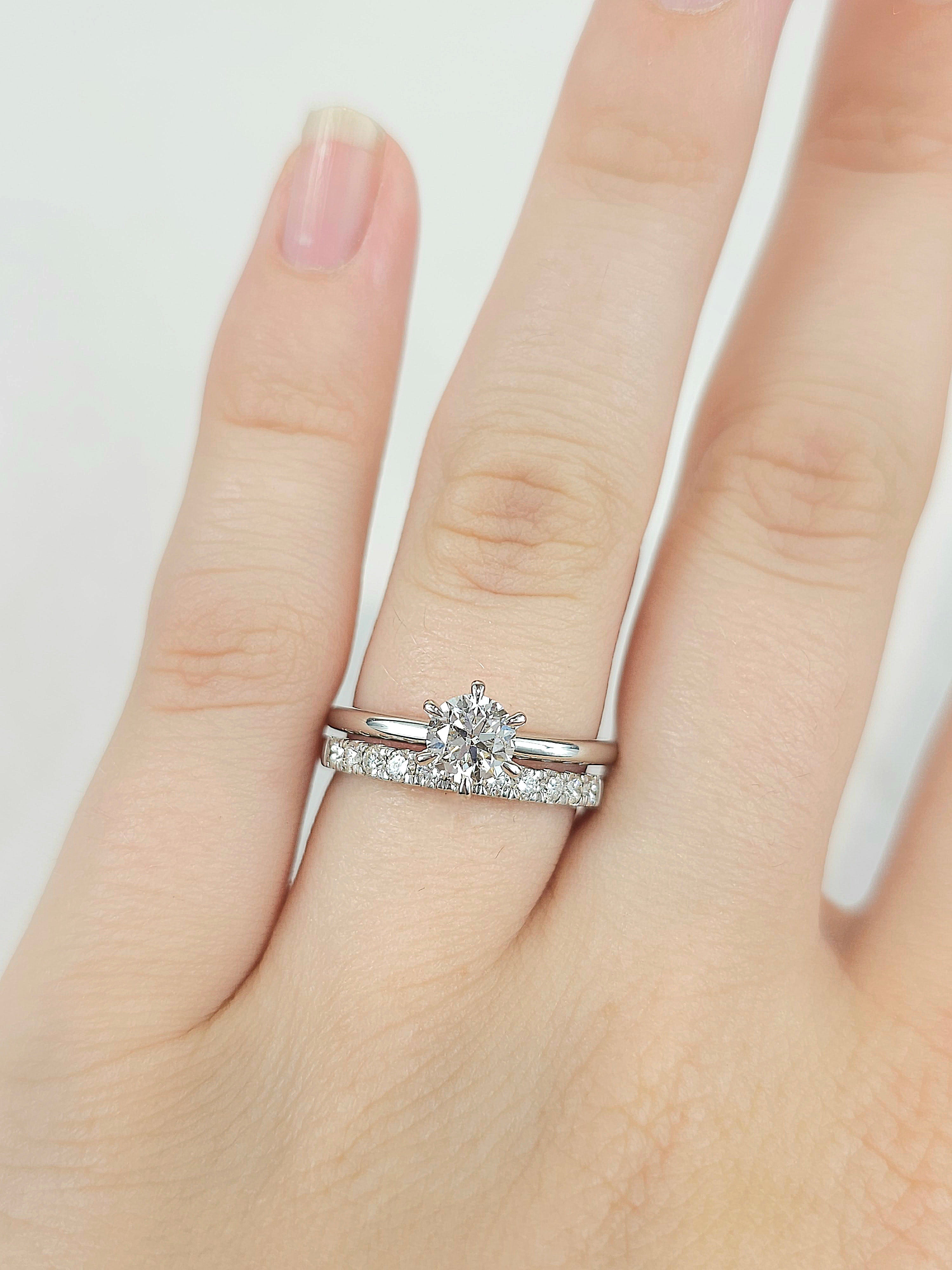 18ct White Gold Round Brilliant cut Diamond Band, 0.33ct total