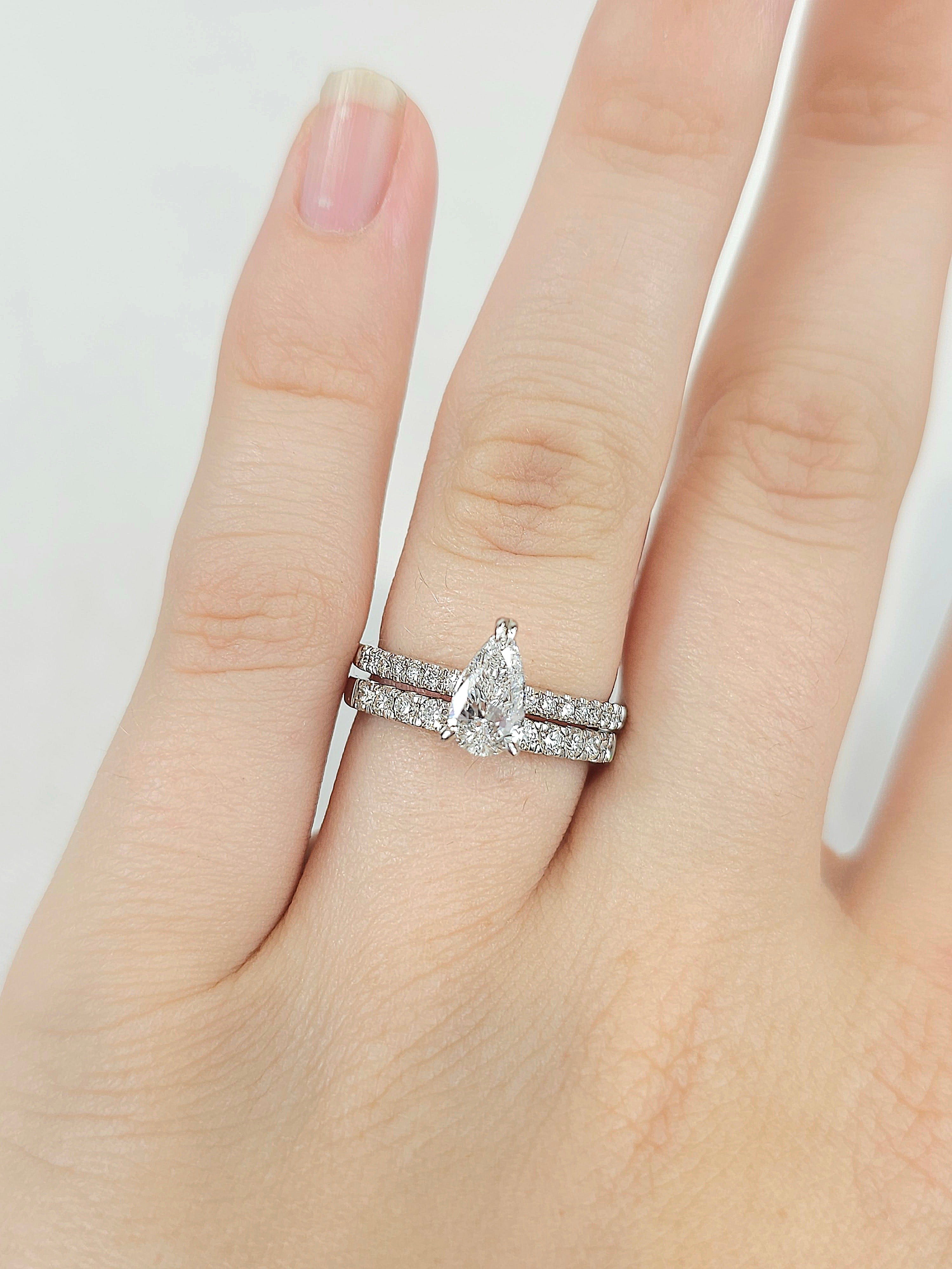 18ct White Gold Round Brilliant cut Diamond Band, 0.33ct total